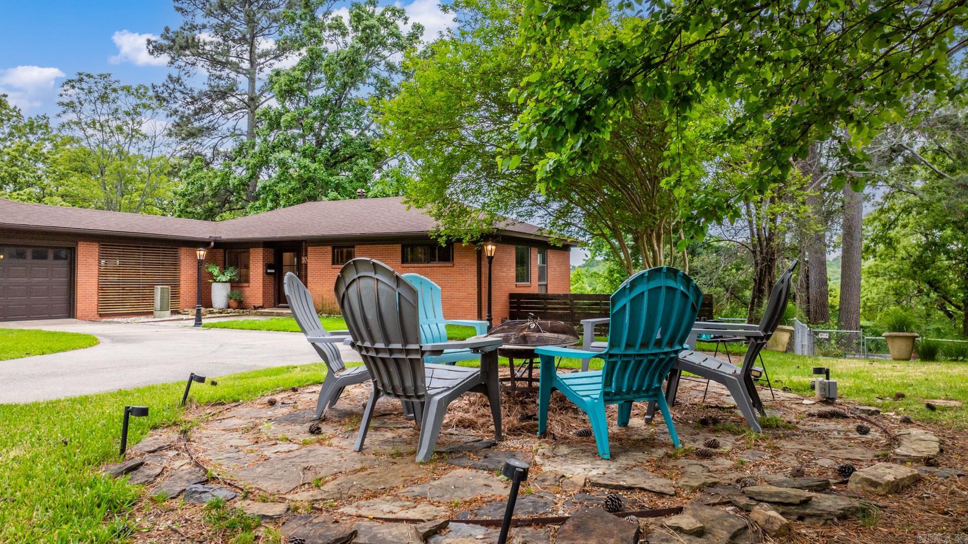 3747 Lakeview  North Little Rock, AR