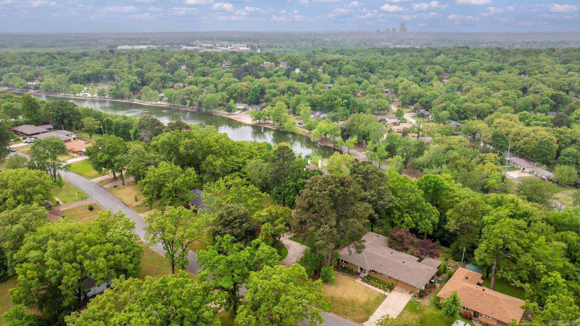 3747 Lakeview  North Little Rock, AR