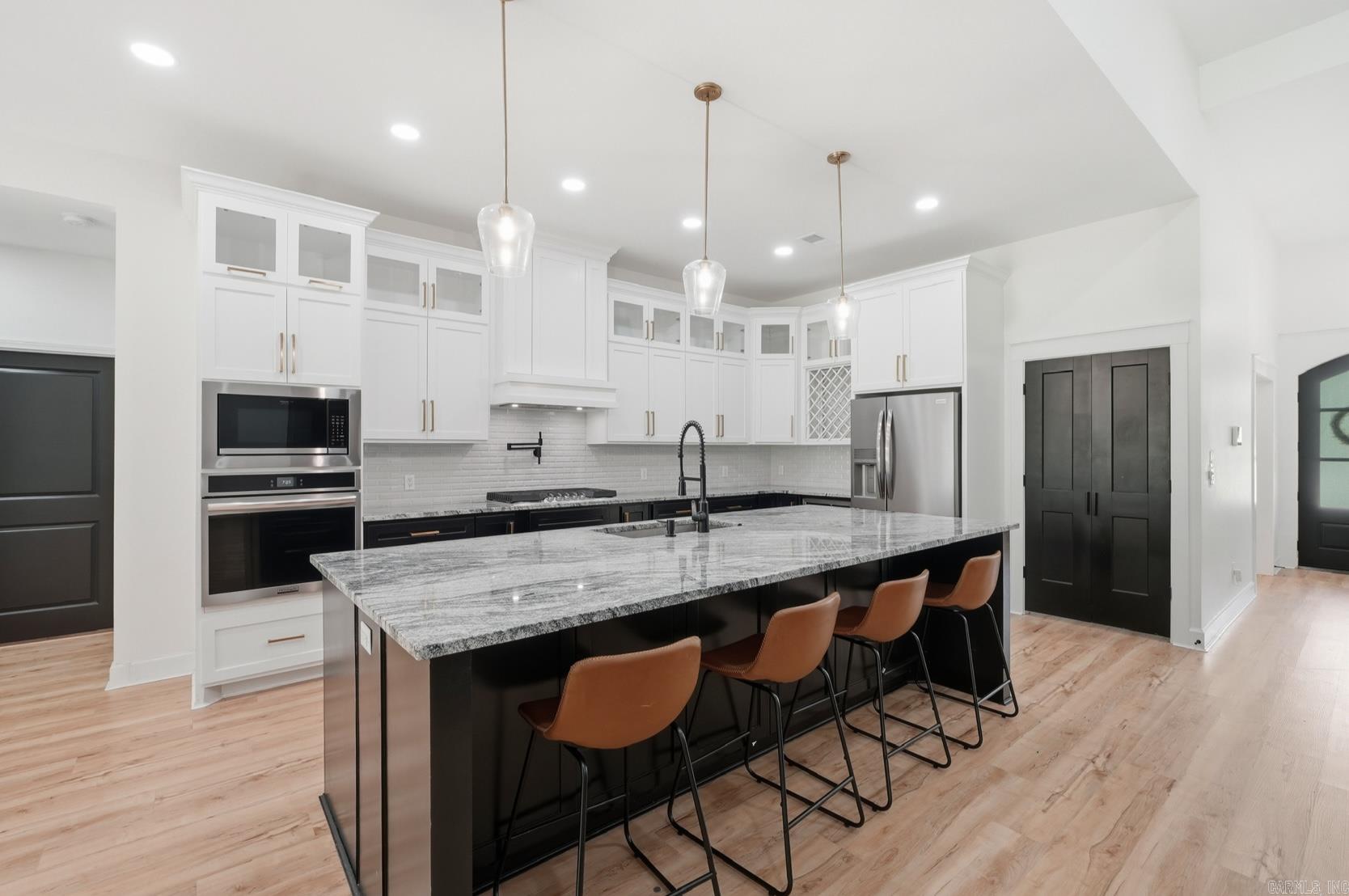 27625 Oak  Hensley, AR