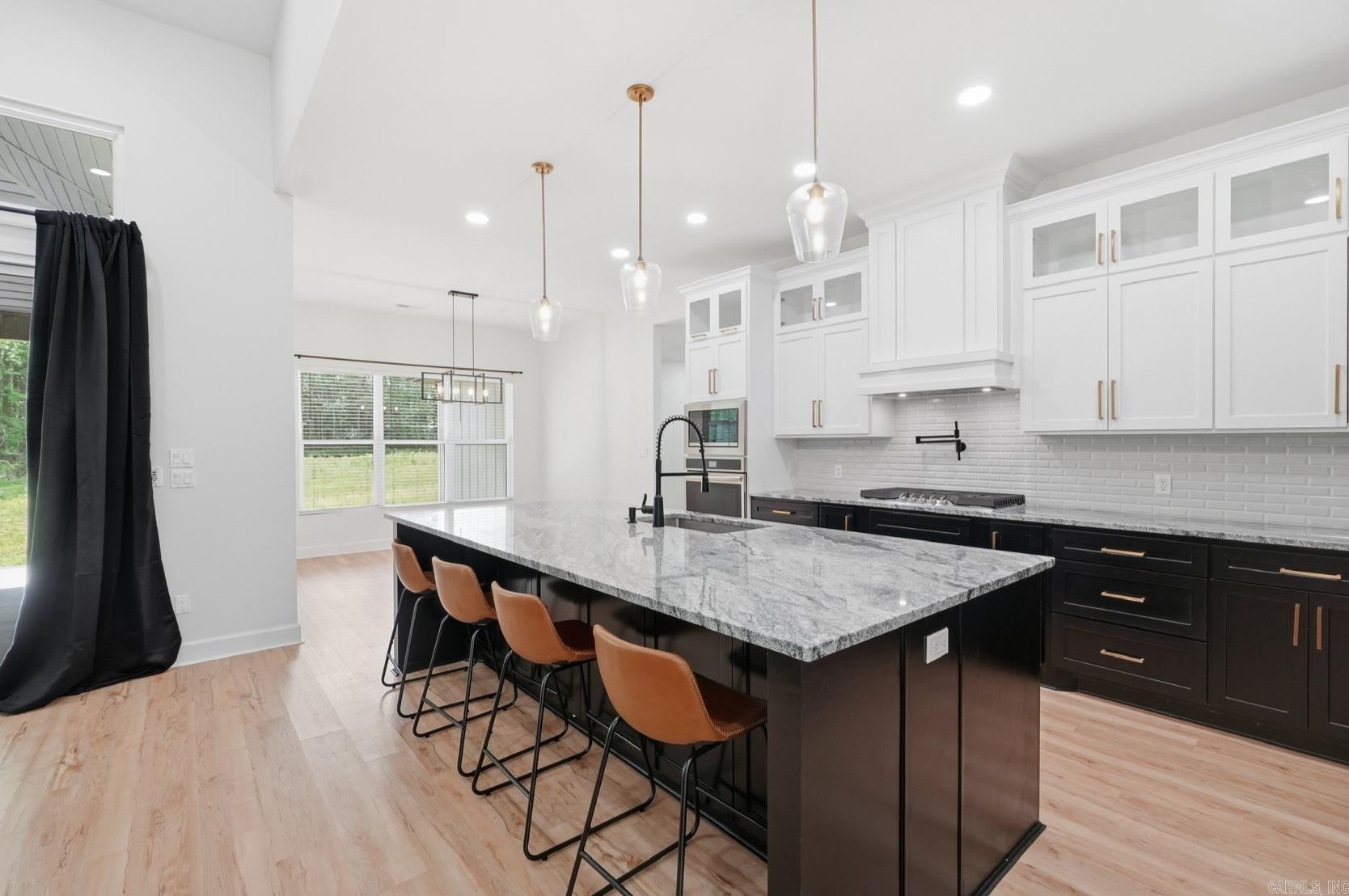 27625 Oak  Hensley, AR