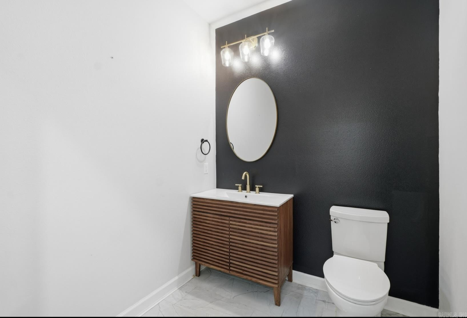 27625 Oak  Hensley, AR