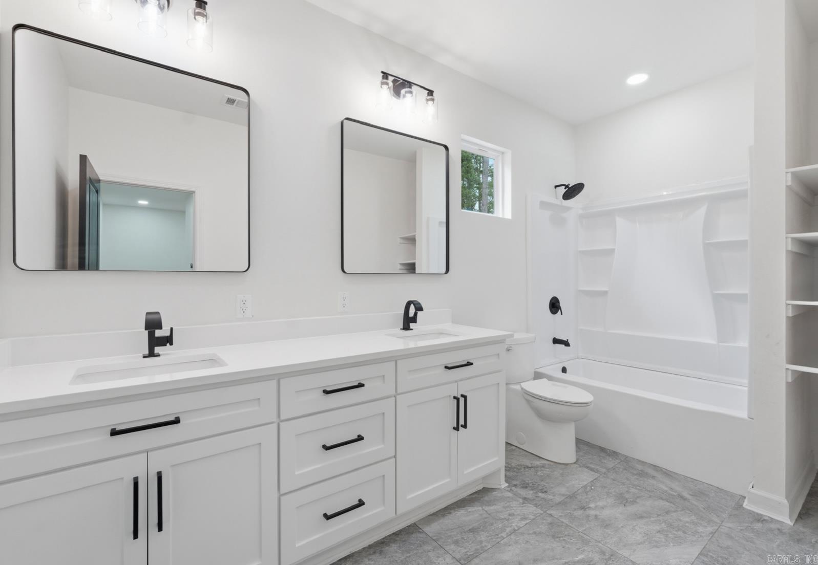 27625 Oak  Hensley, AR