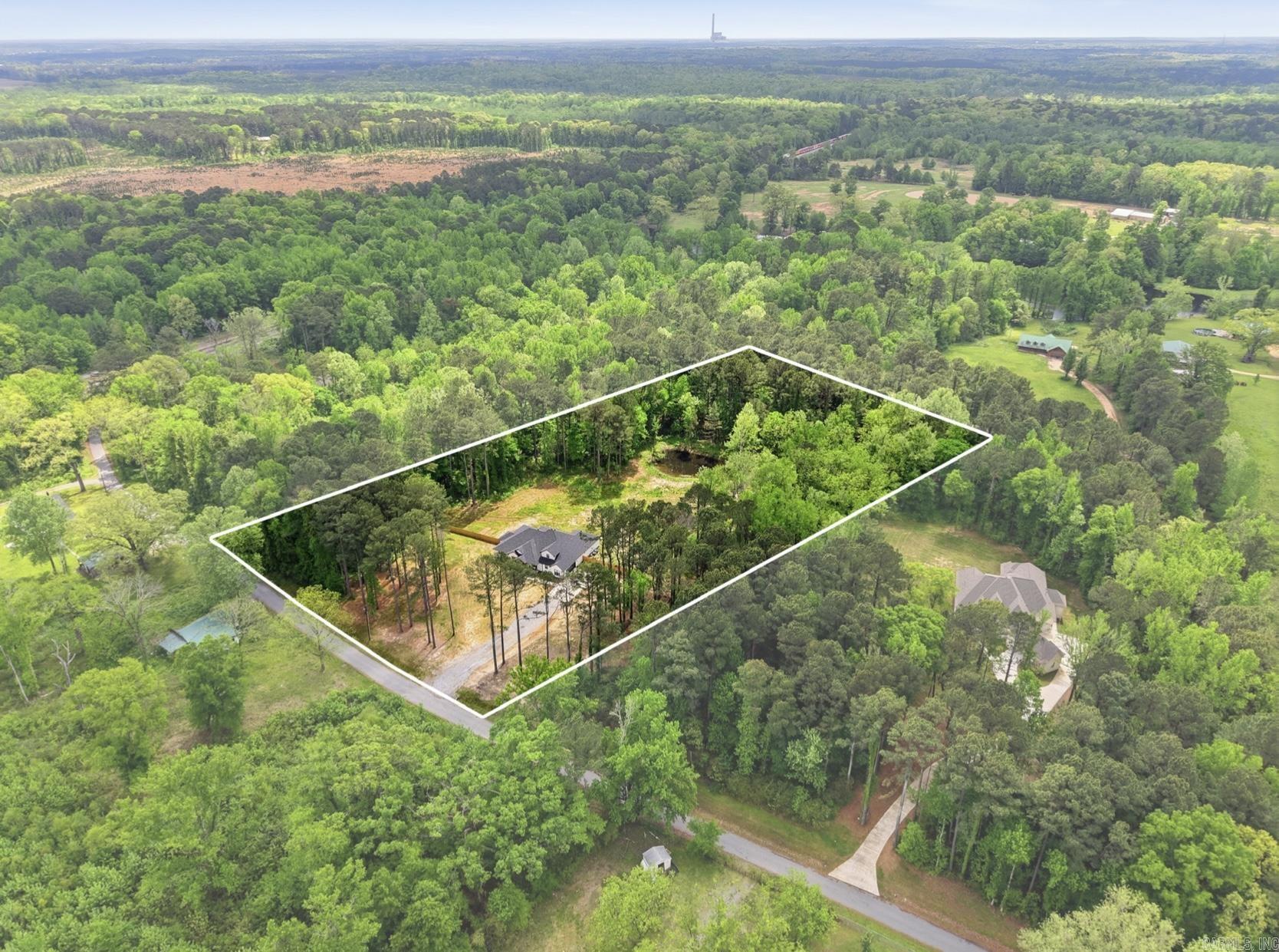 27625 Oak  Hensley, AR