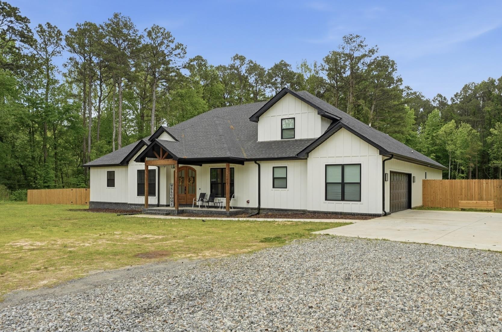 27625 Oak  Hensley, AR