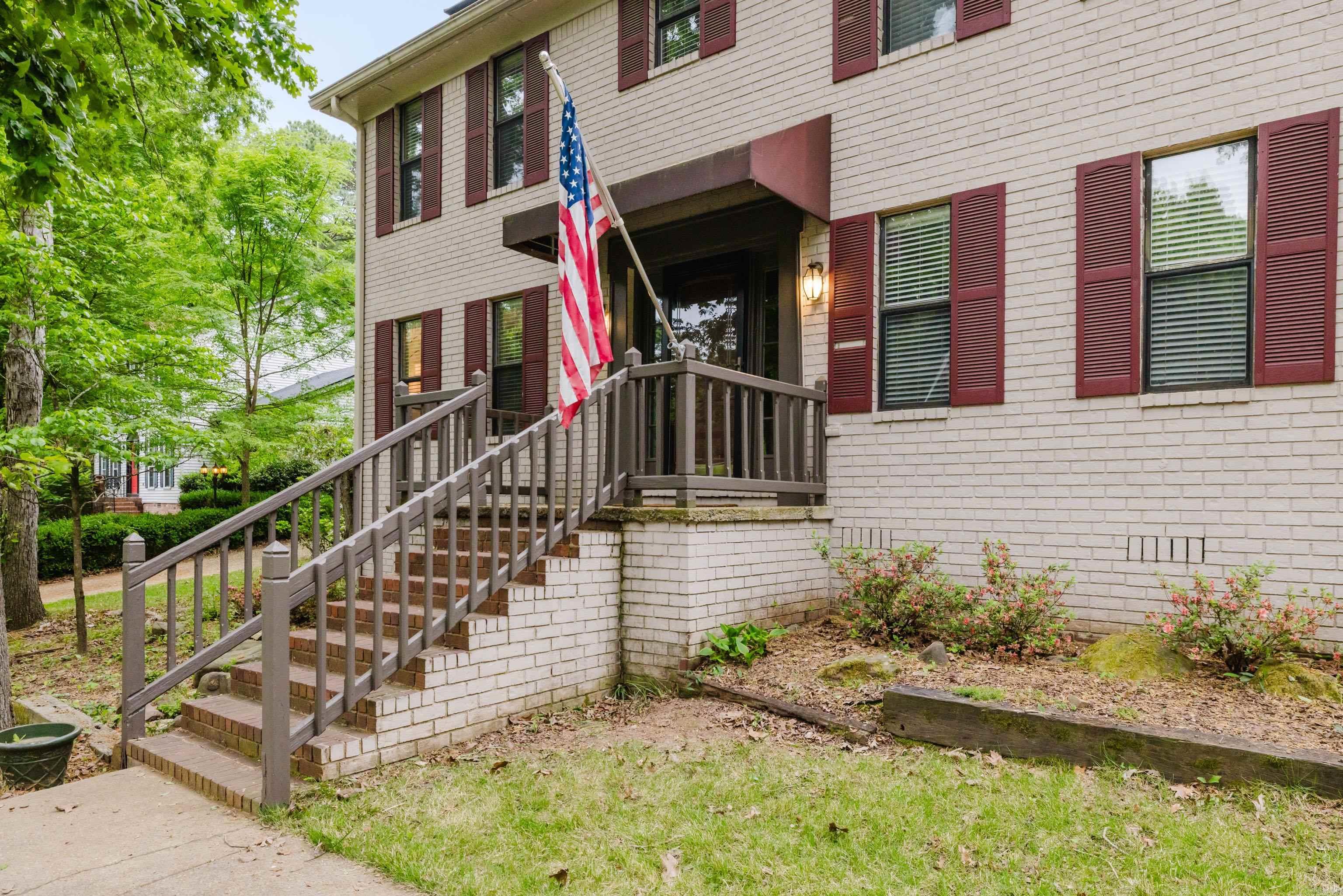 9 Yukon  Maumelle, AR