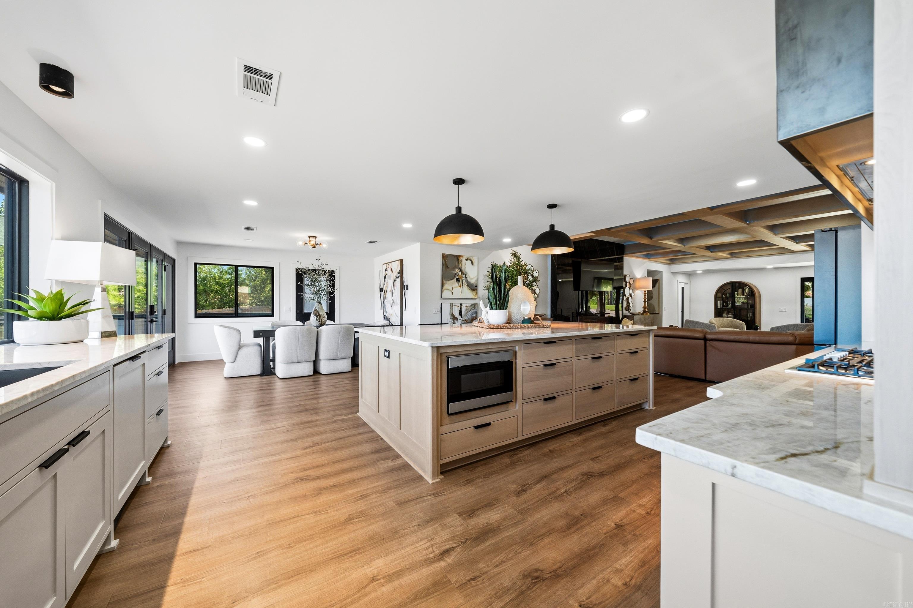 131 S Lakeland  Hot Springs, AR