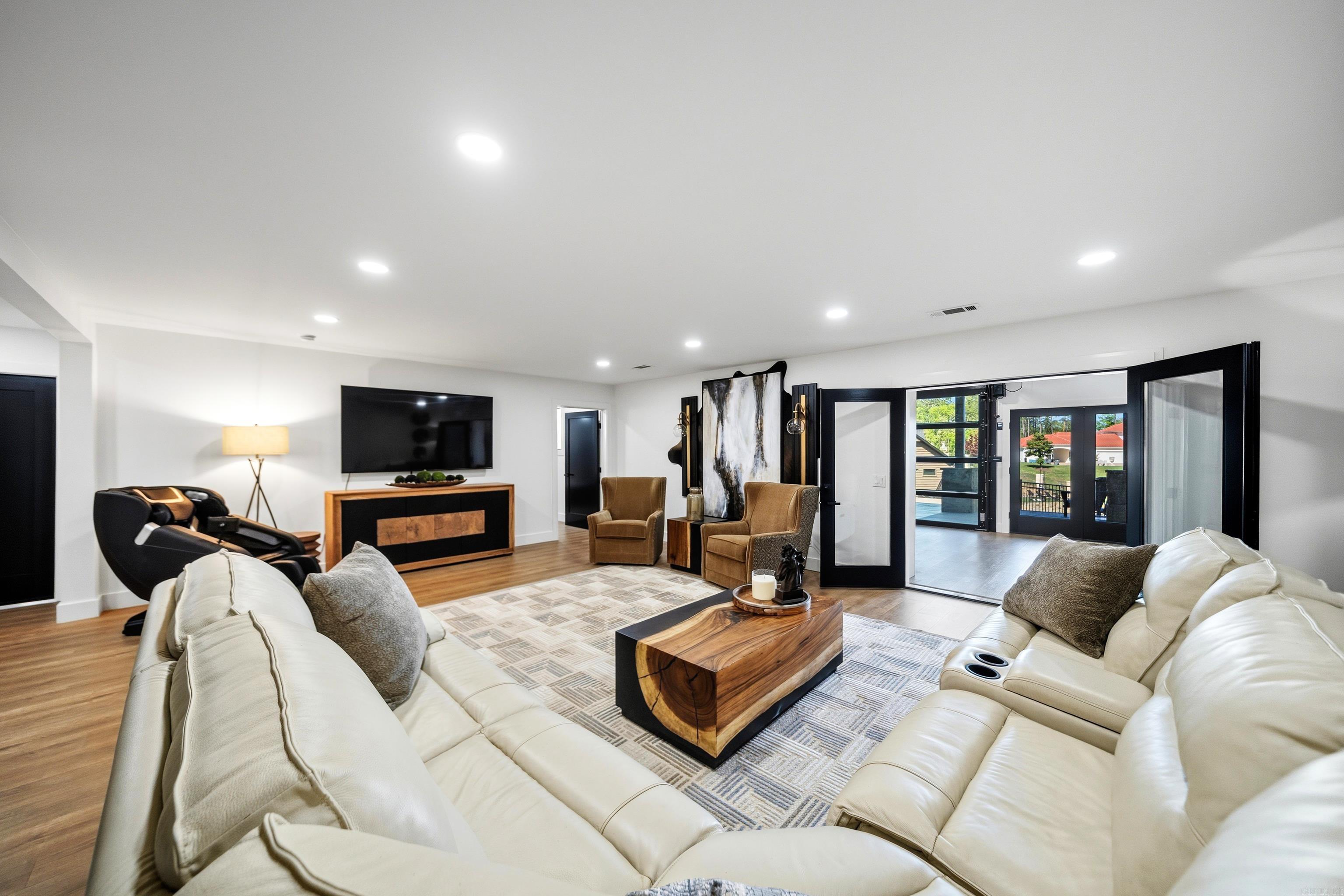 131 S Lakeland  Hot Springs, AR