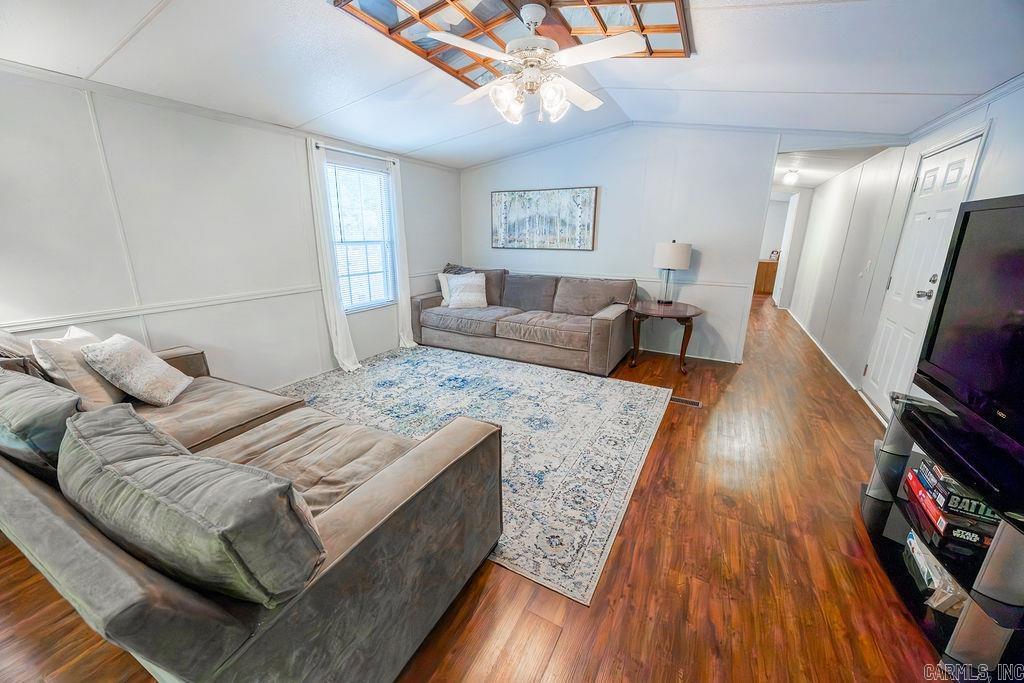 74 Rocky Ridge  Higden, AR