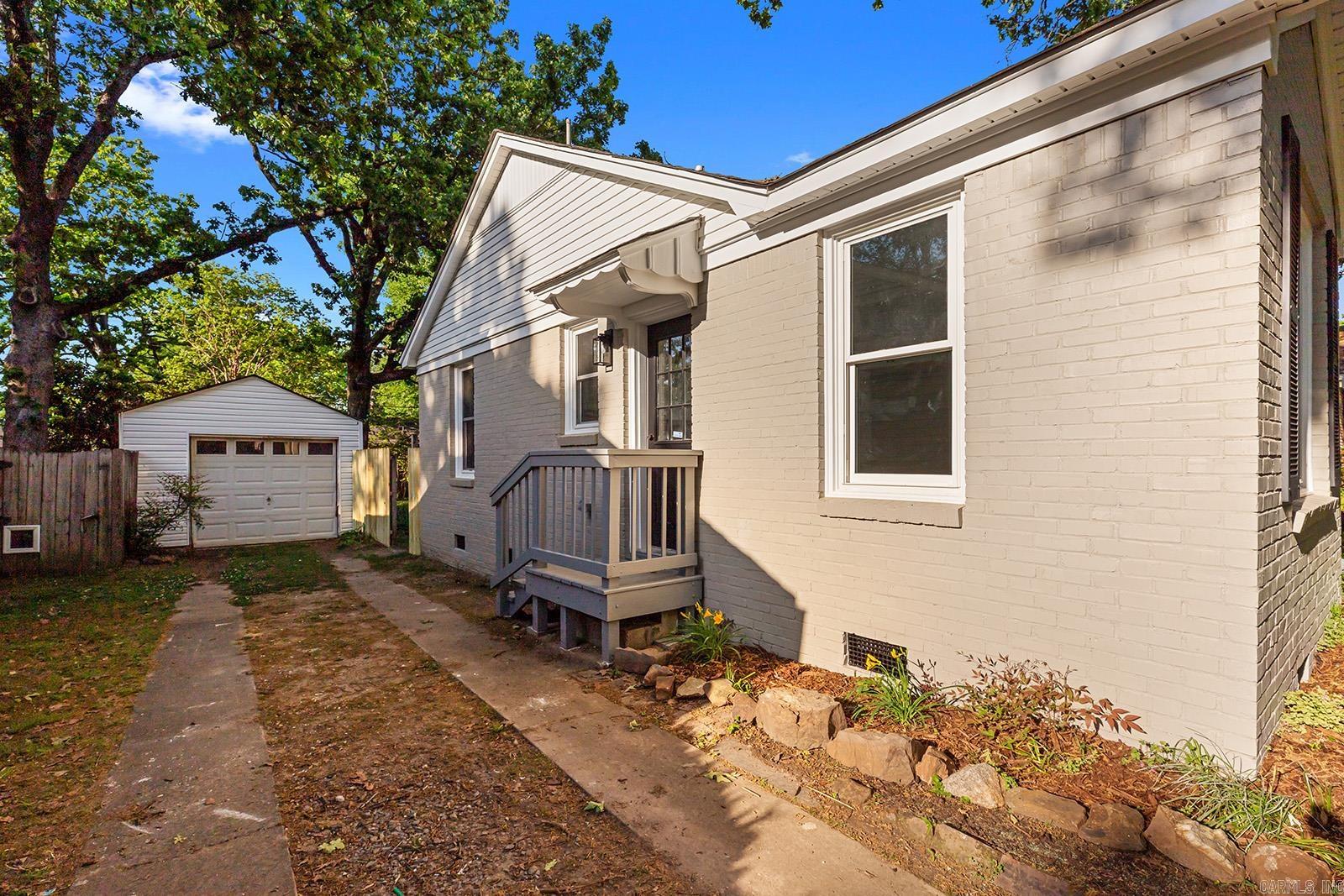 421 W G  North Little Rock, AR