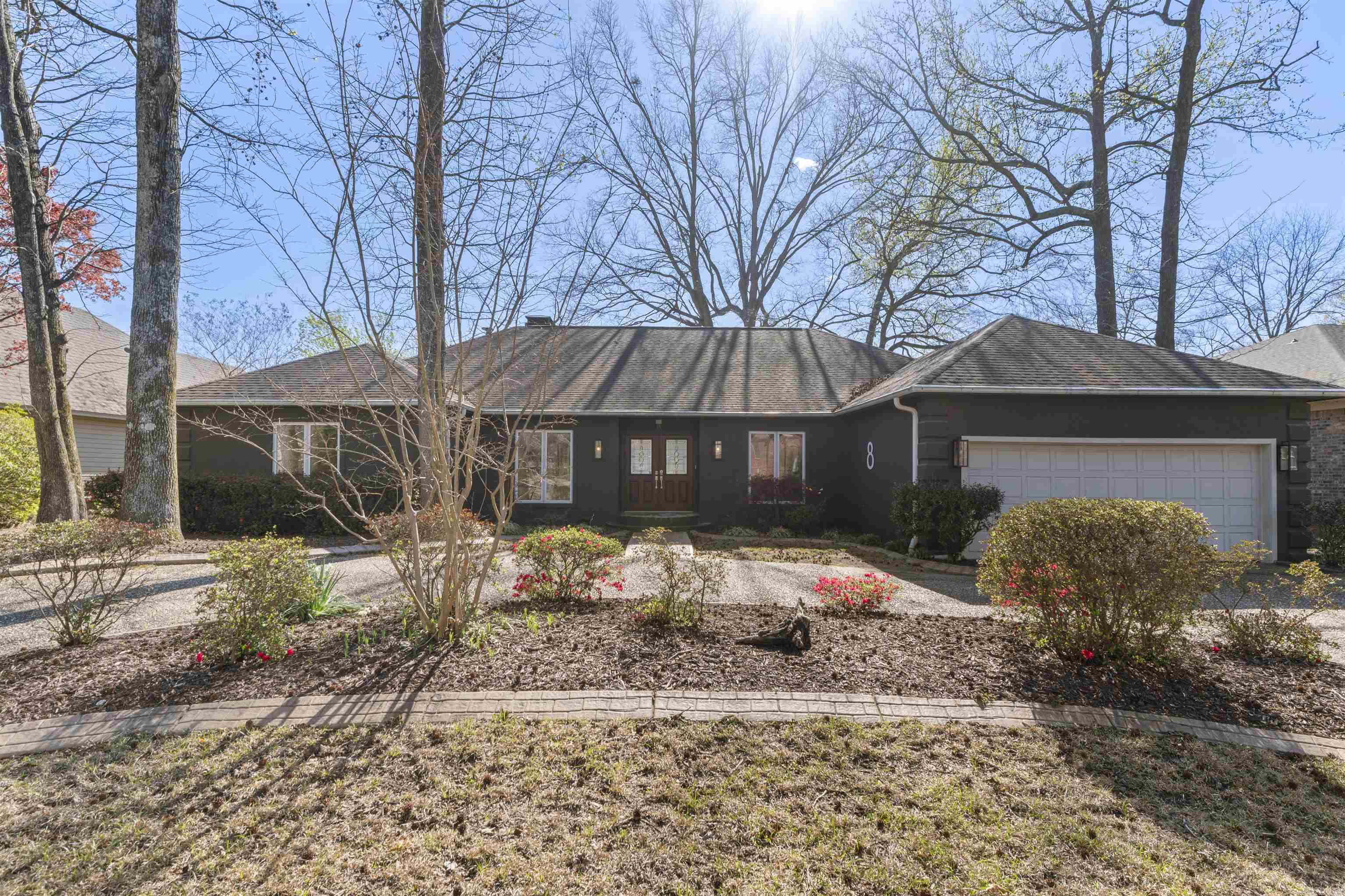 8 Riverwood Place Maumelle, AR 72113