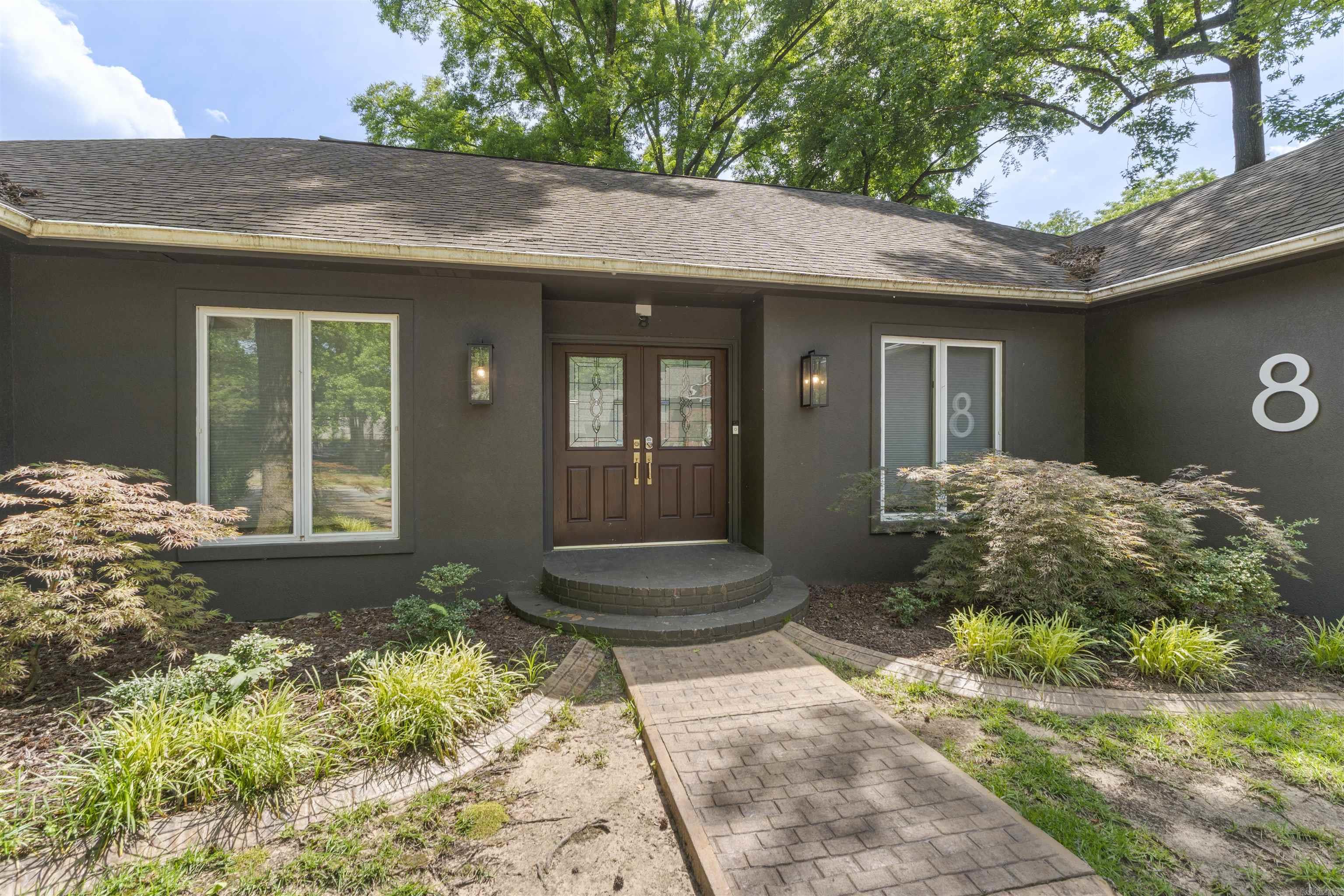 8 Riverwood  Maumelle, AR