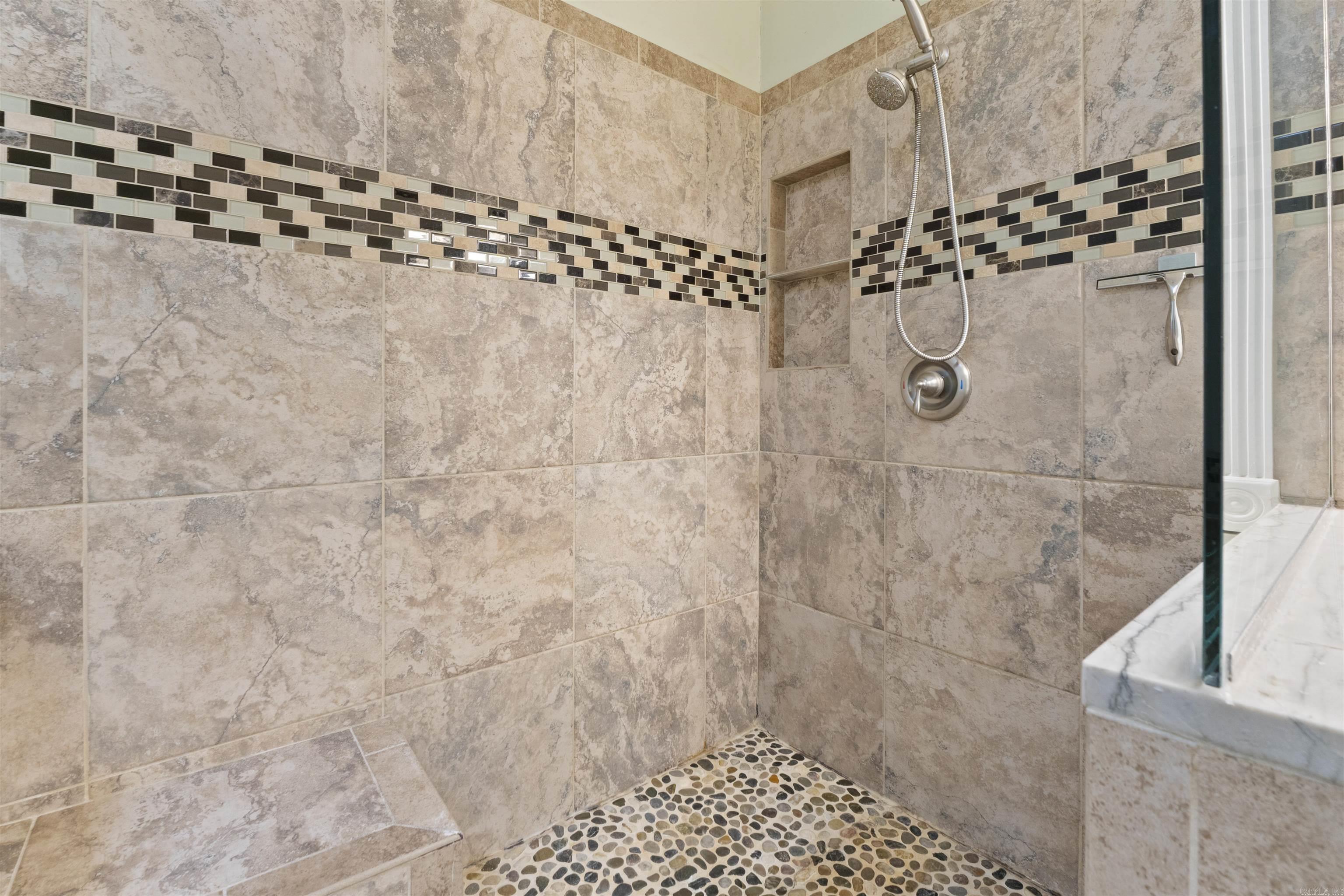 8 Riverwood  Maumelle, AR