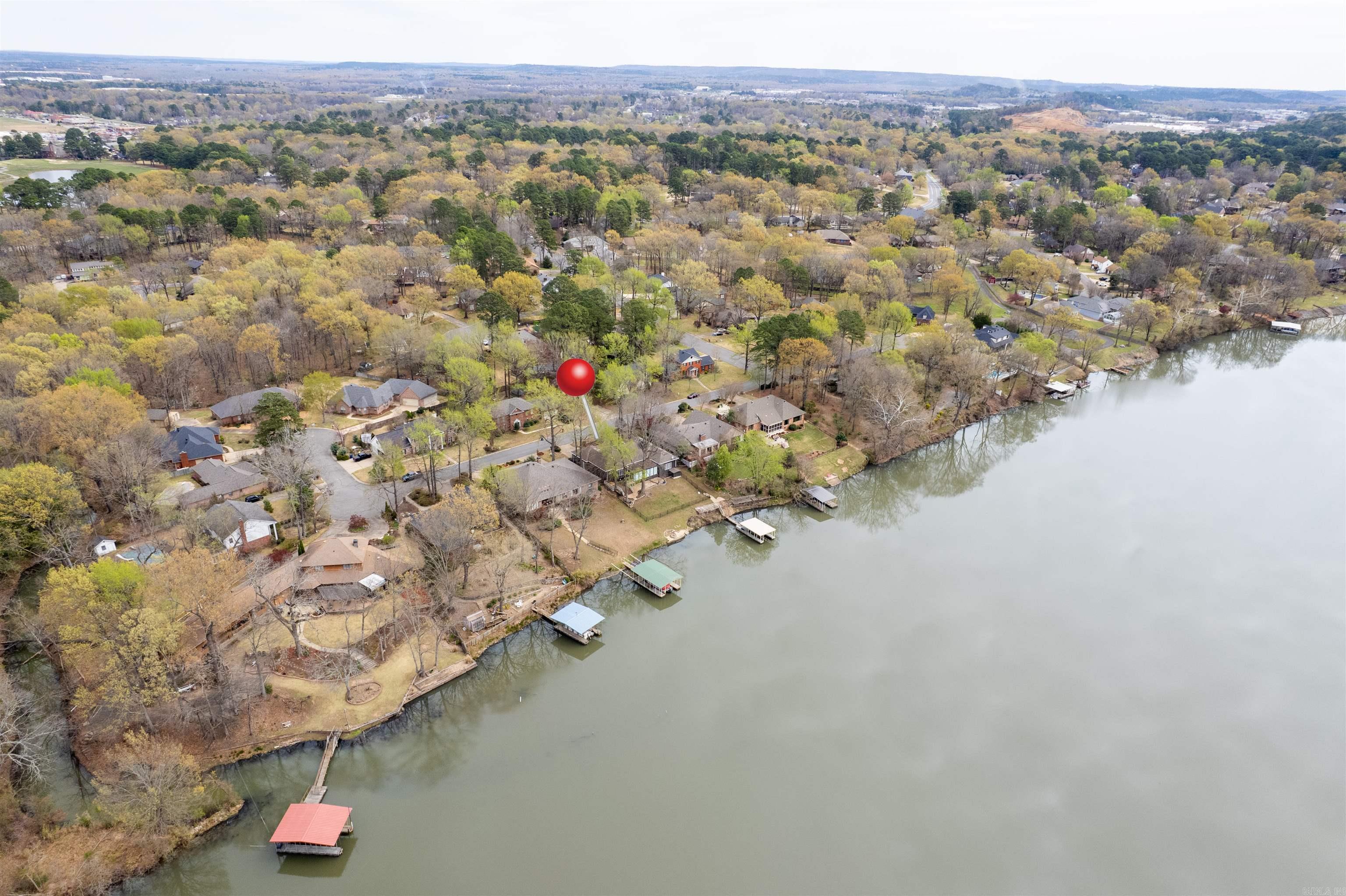 8 Riverwood Place Maumelle, AR 72113