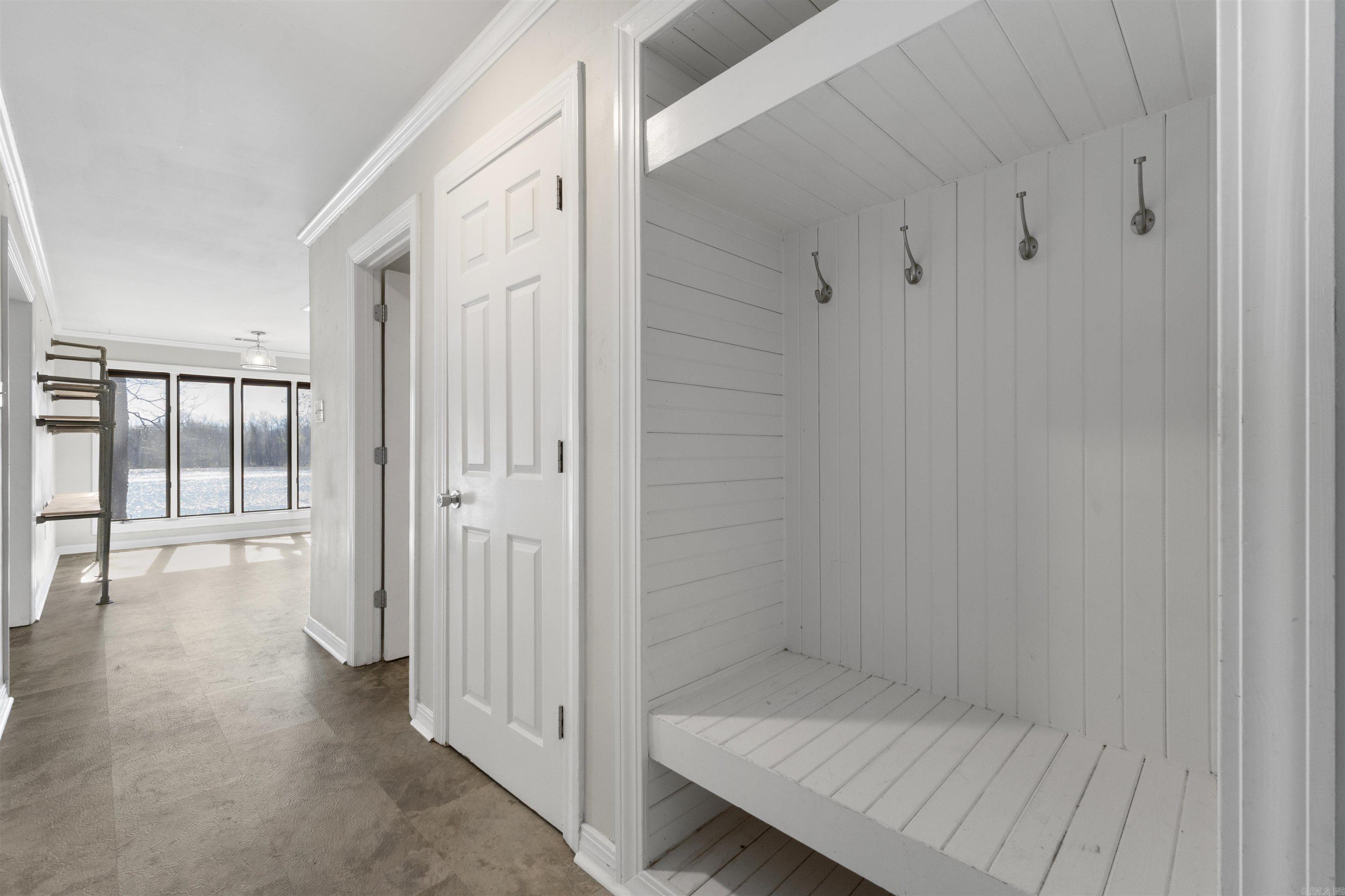 8 Riverwood  Maumelle, AR