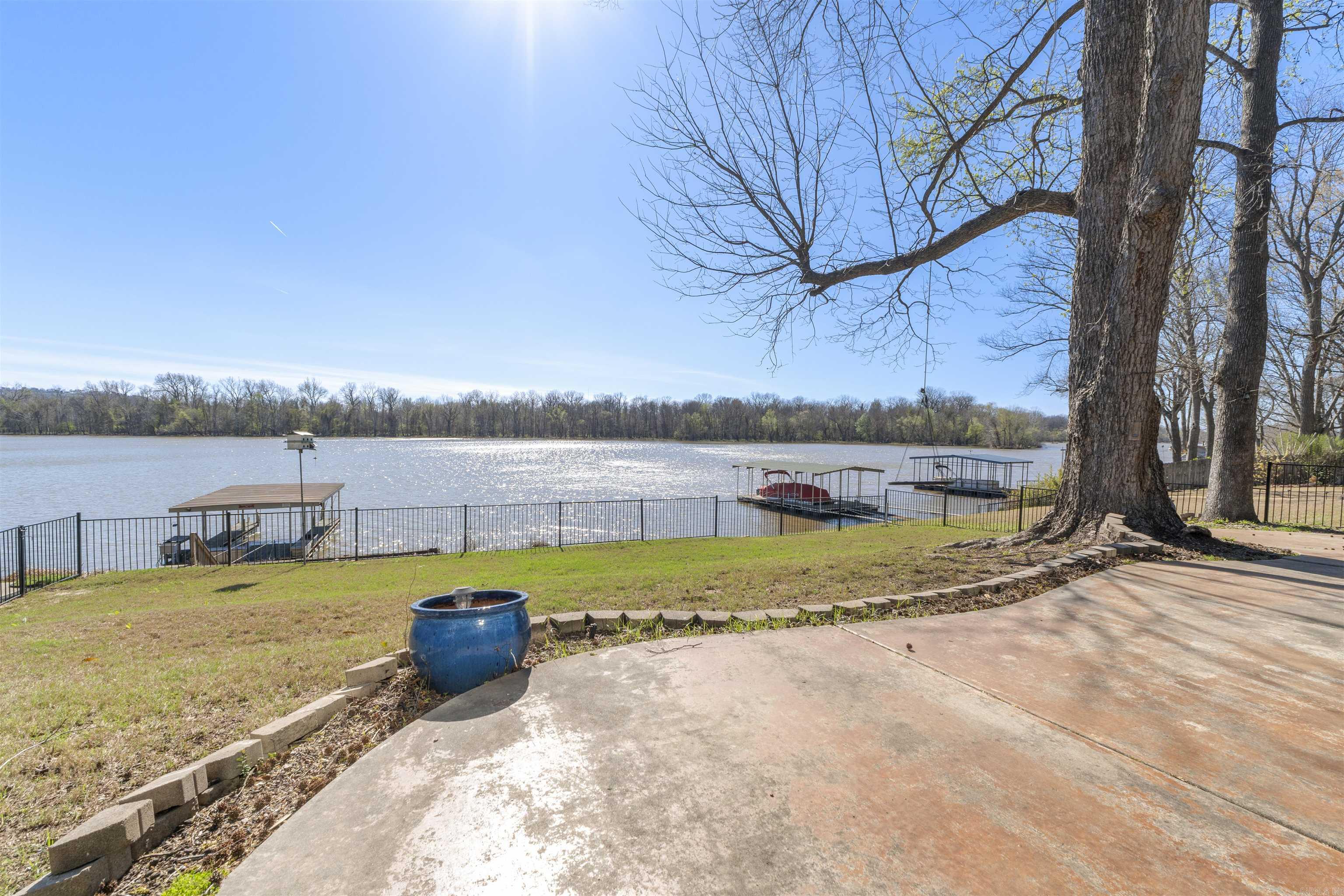 8 Riverwood  Maumelle, AR