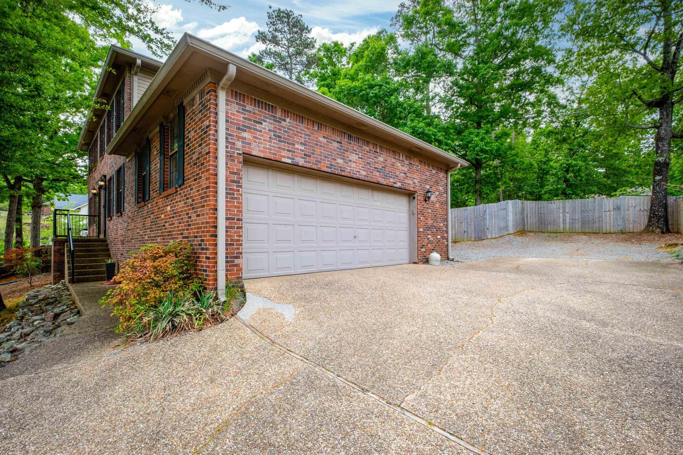 13815 Huntleigh  Little Rock, AR