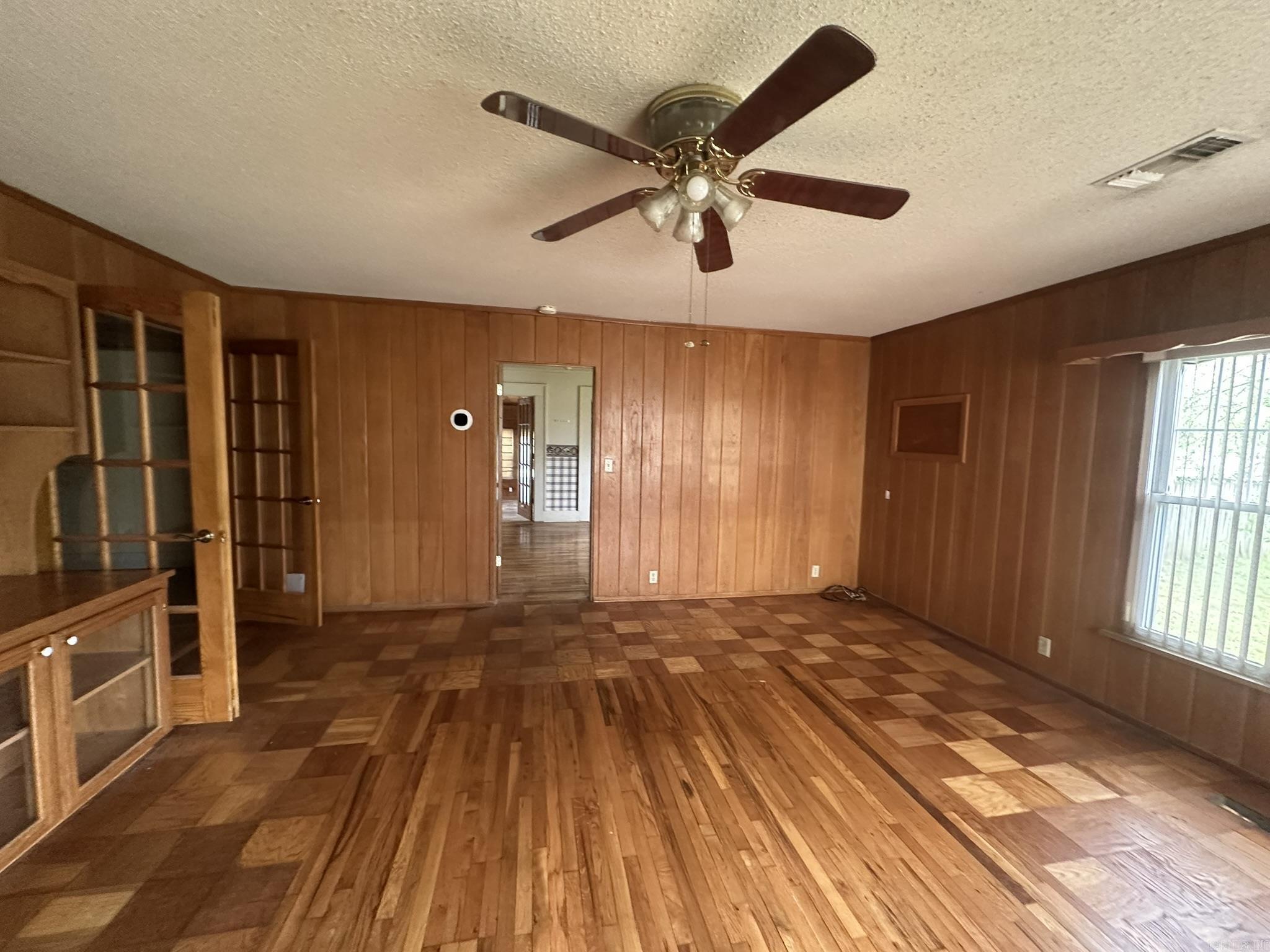 104 S Gannaway  Warren, AR