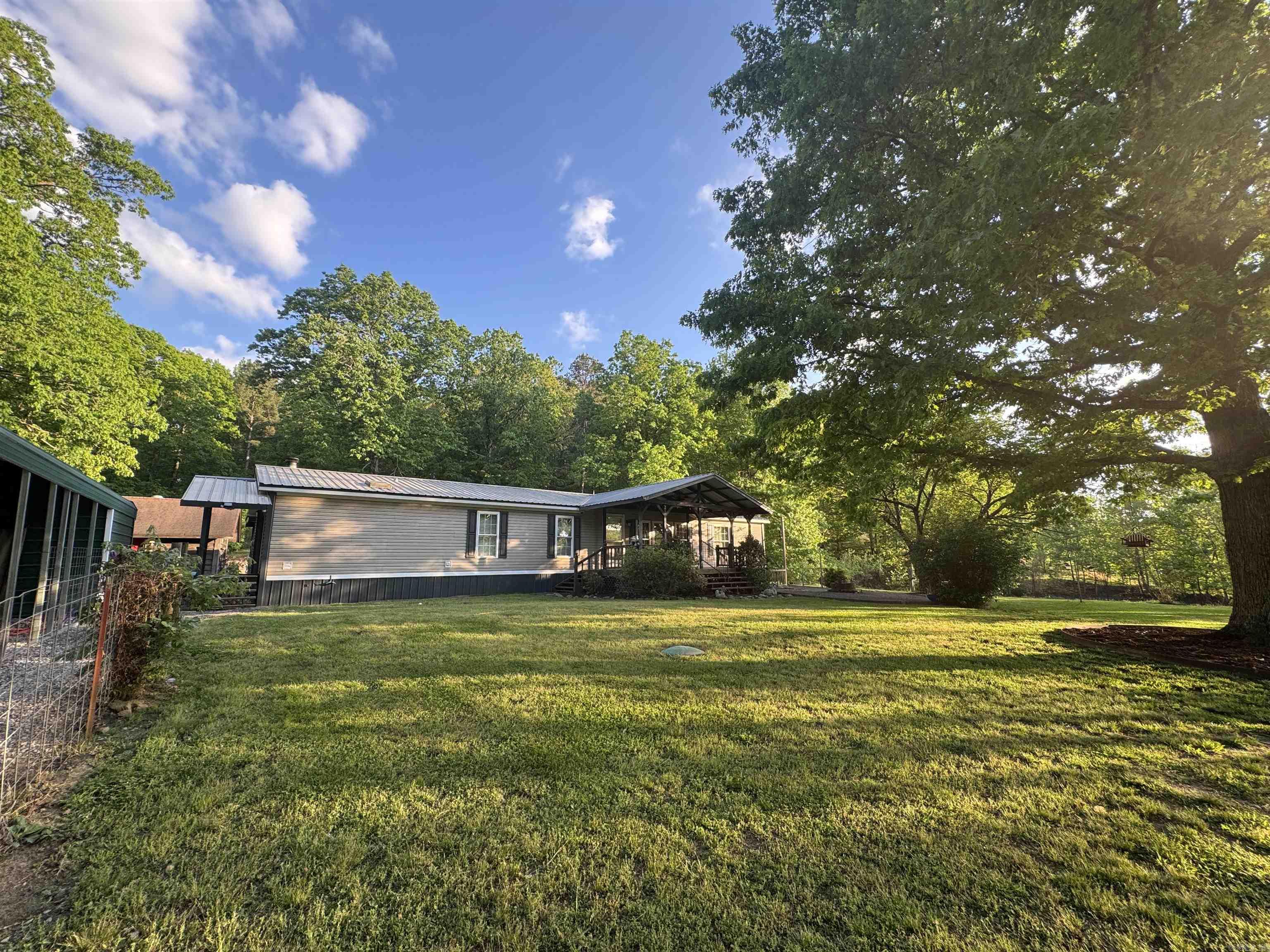 6902 Spring  Lonsdale, AR