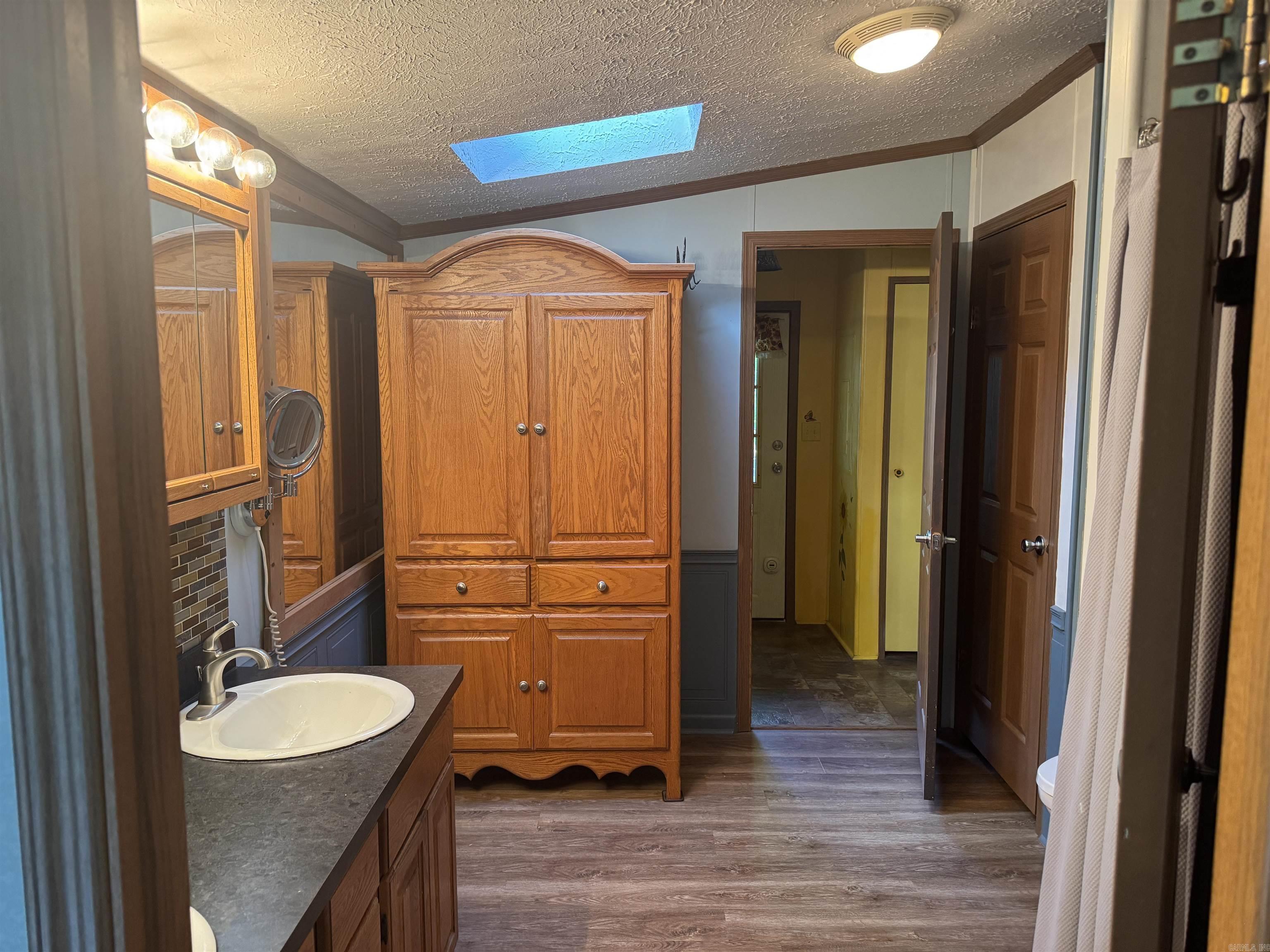 6902 Spring  Lonsdale, AR