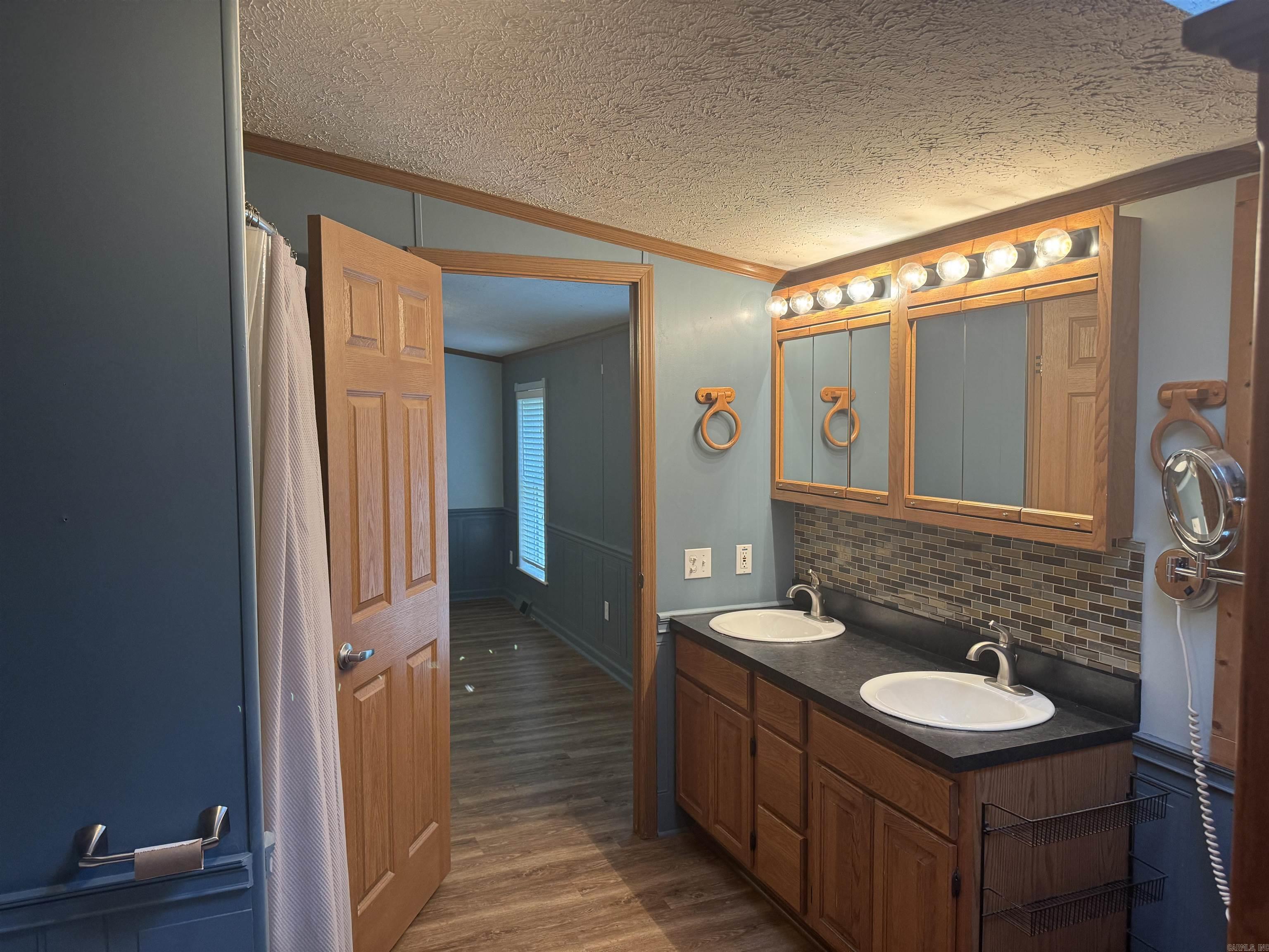 6902 Spring  Lonsdale, AR