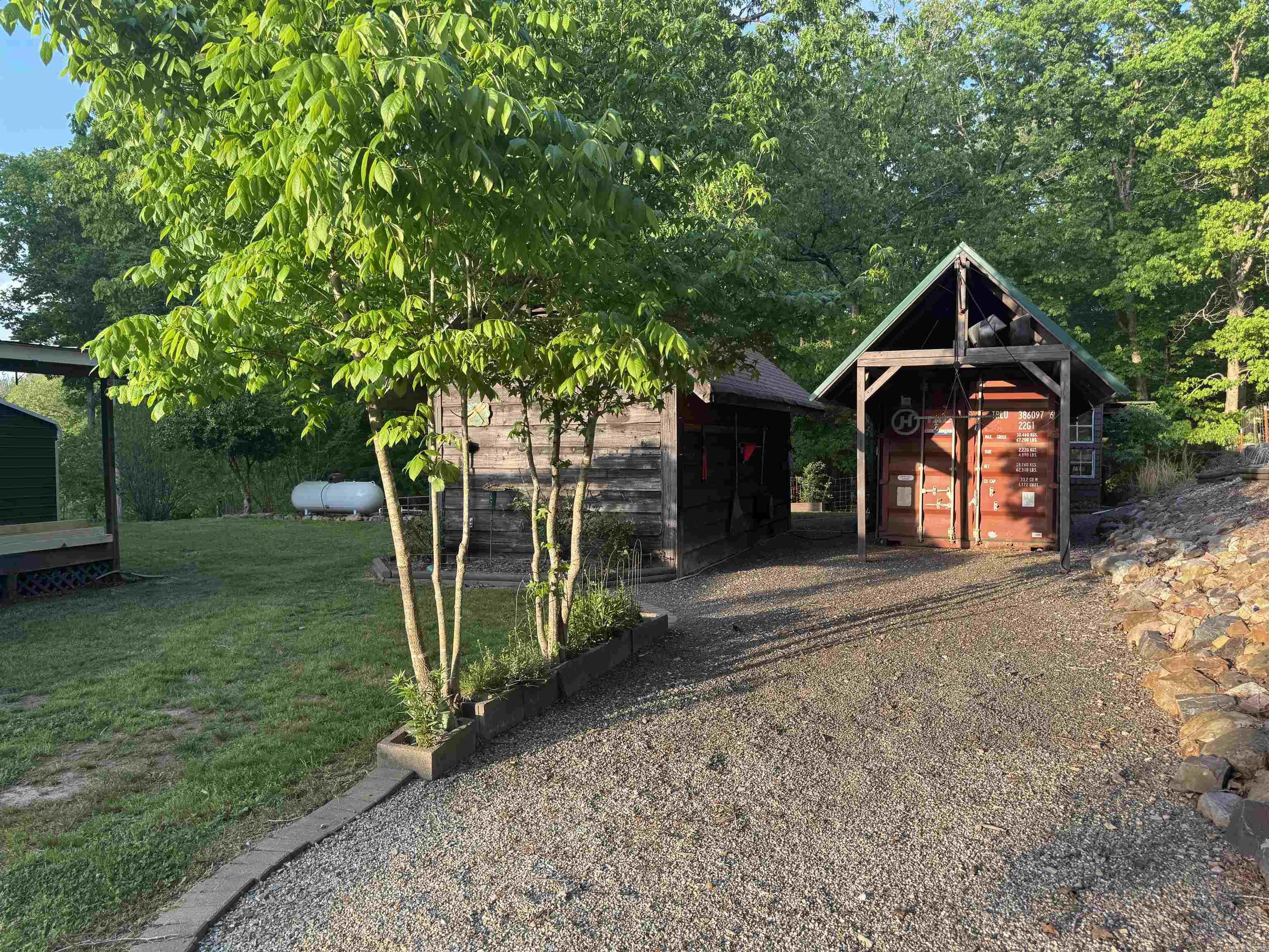 6902 Spring  Lonsdale, AR