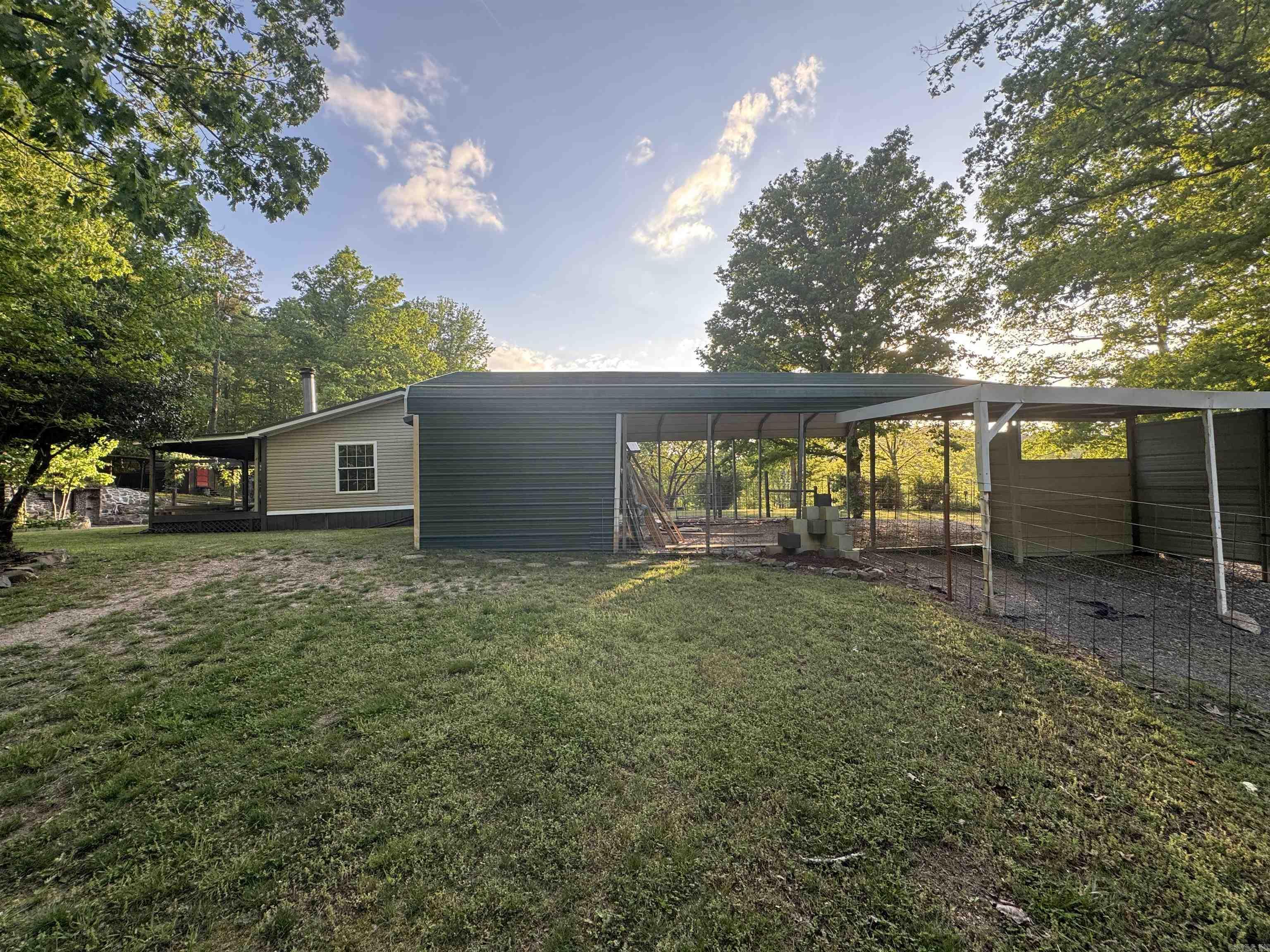 6902 Spring  Lonsdale, AR
