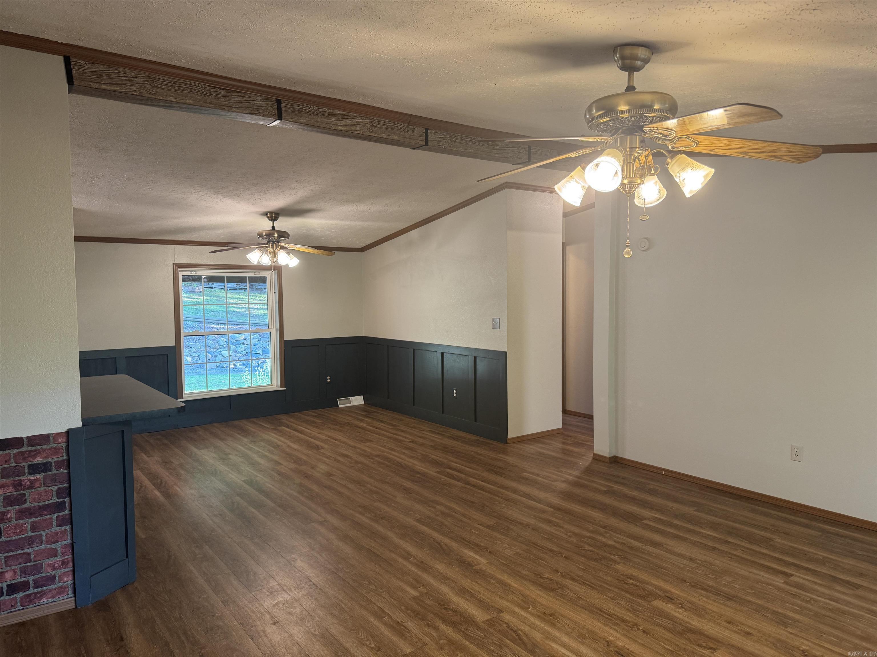 6902 Spring  Lonsdale, AR