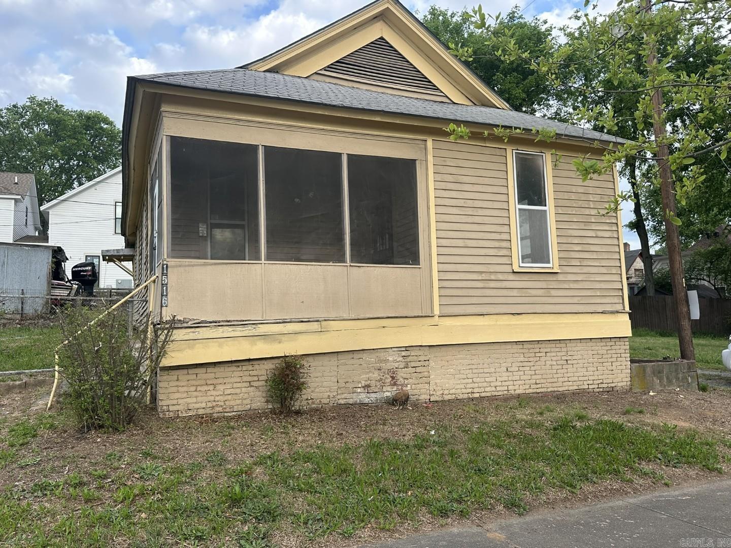 1516 Bragg  Little Rock, AR