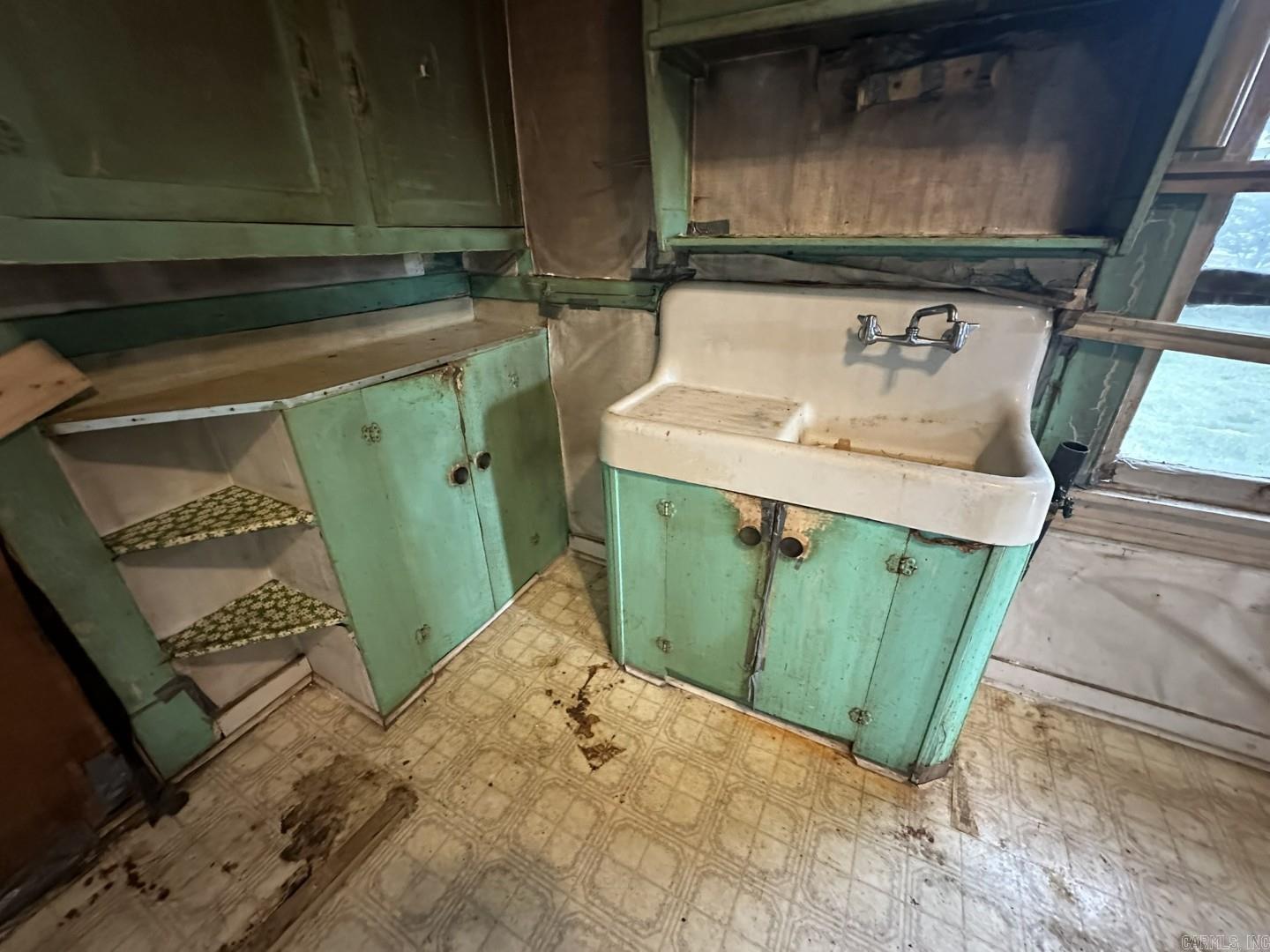 1516 Bragg  Little Rock, AR