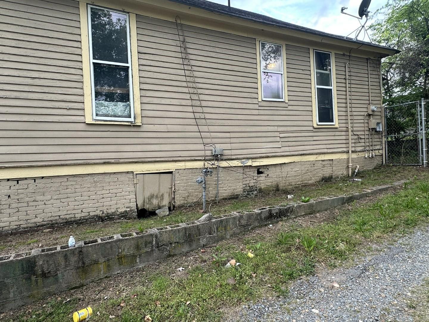 1516 Bragg  Little Rock, AR