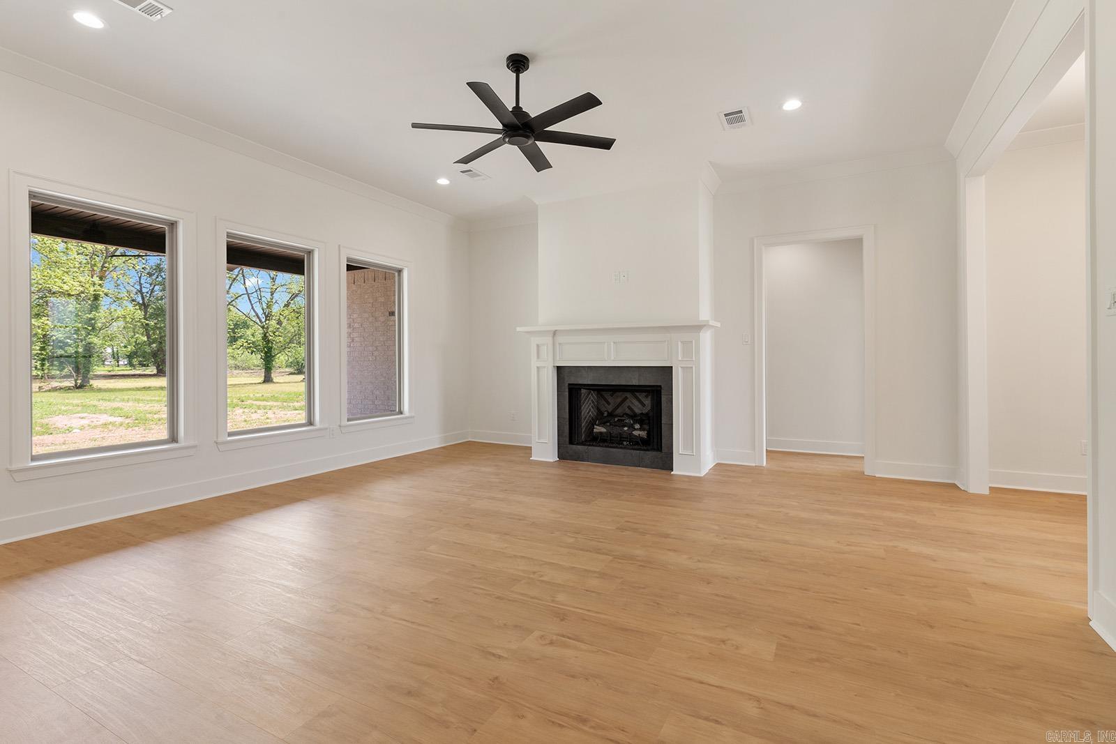 13835 Smarty Jones  Scott, AR