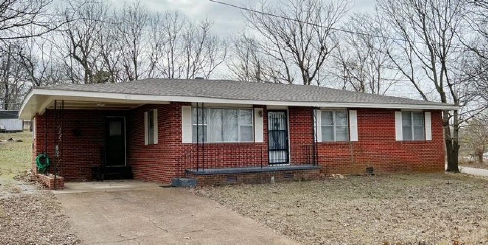 402 E 1st  Imboden, AR