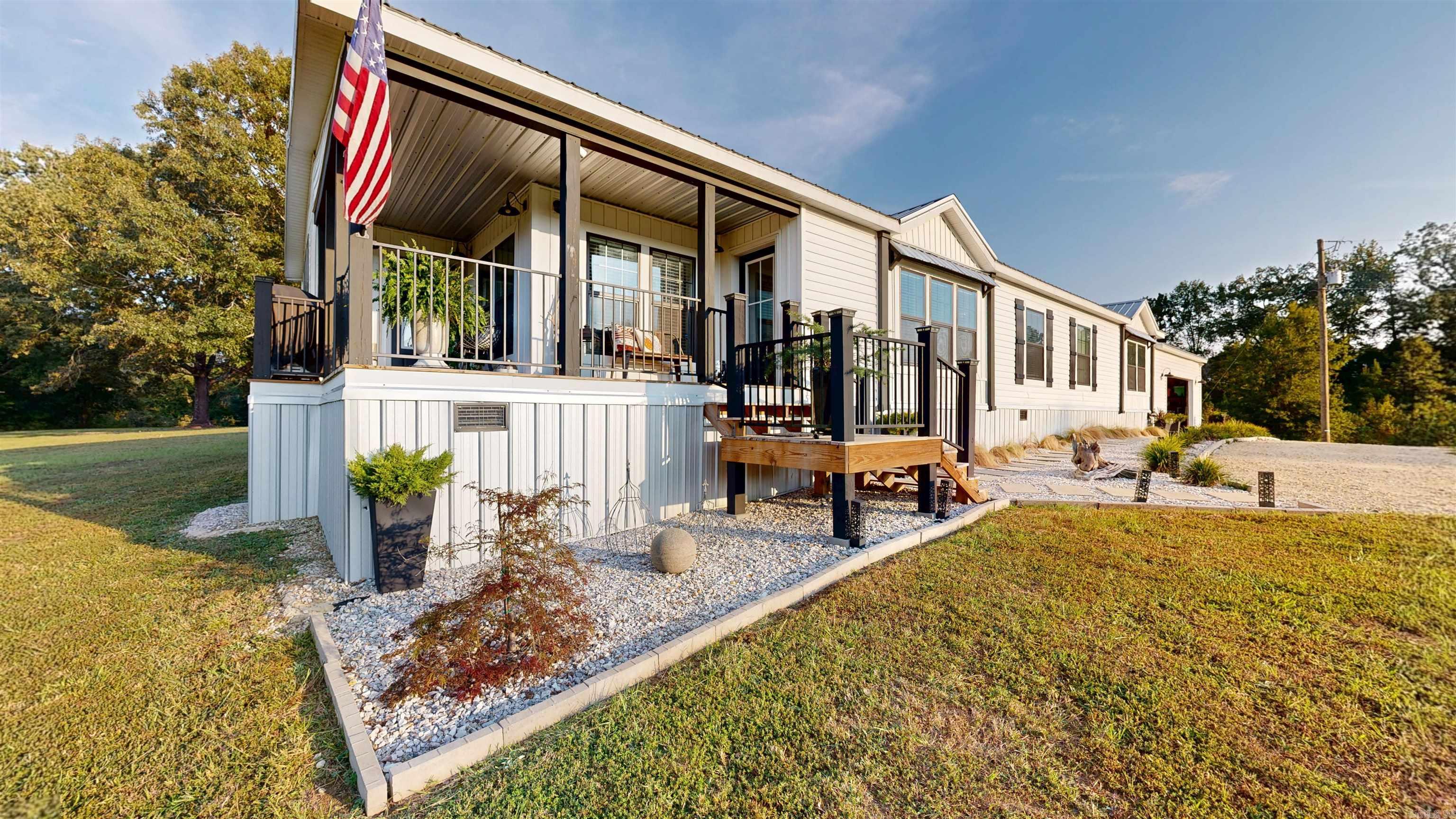 2570 Highway 7  Bismarck, AR