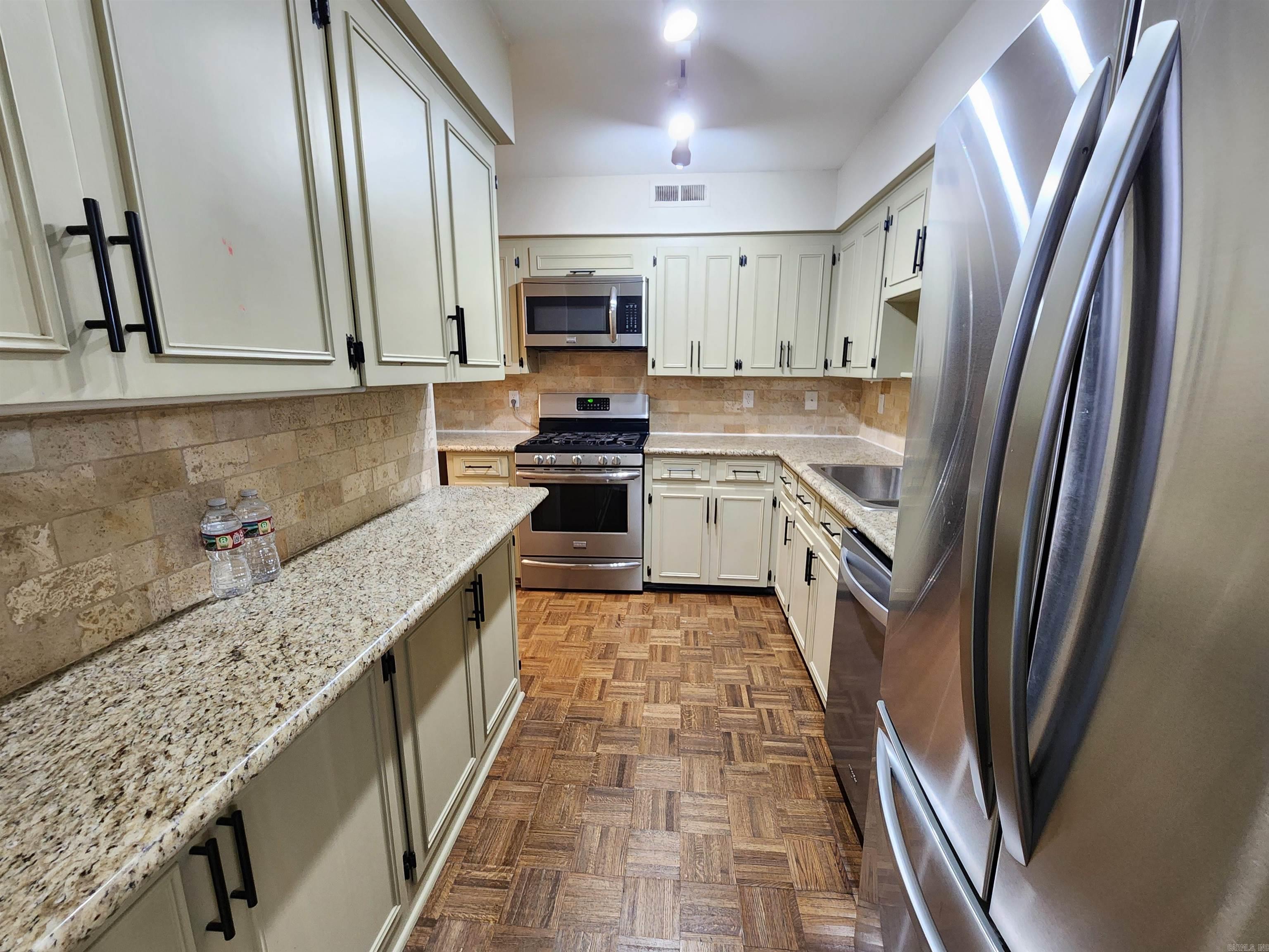 136 Cambridge  Little Rock, AR