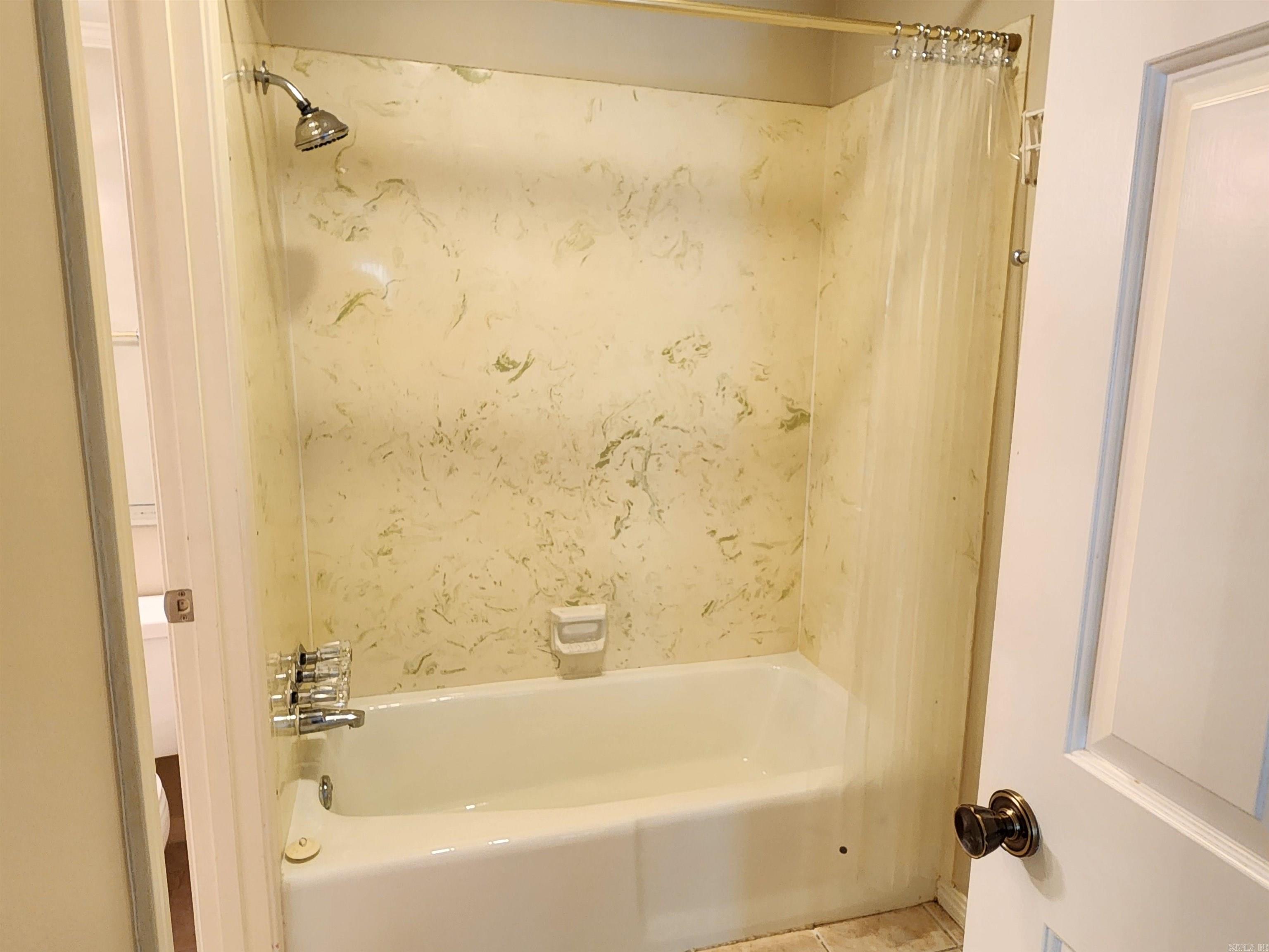 136 Cambridge  Little Rock, AR