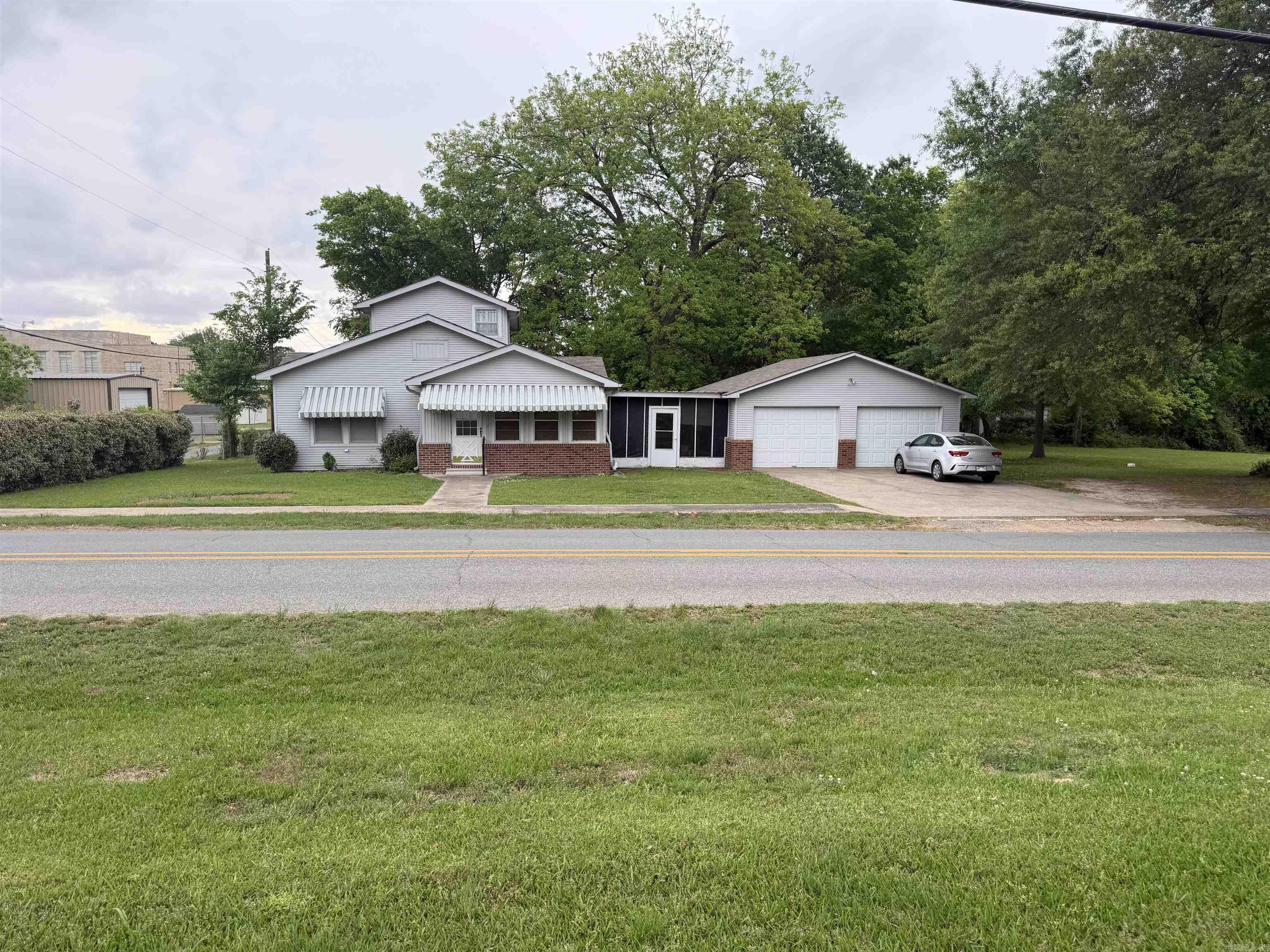 401 S Jefferson  Star City, AR