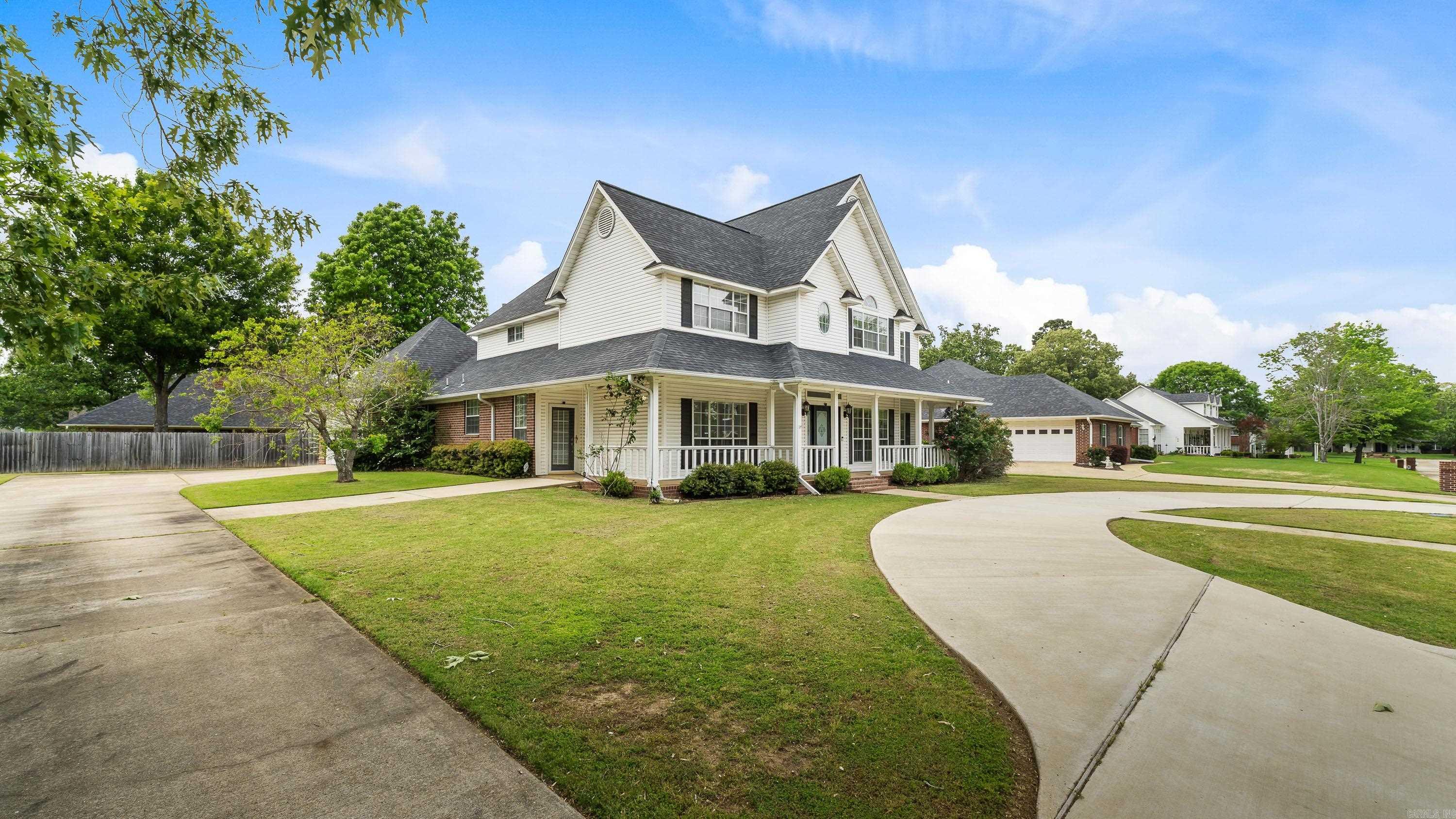 7005 Forest Oak  Texarkana, AR