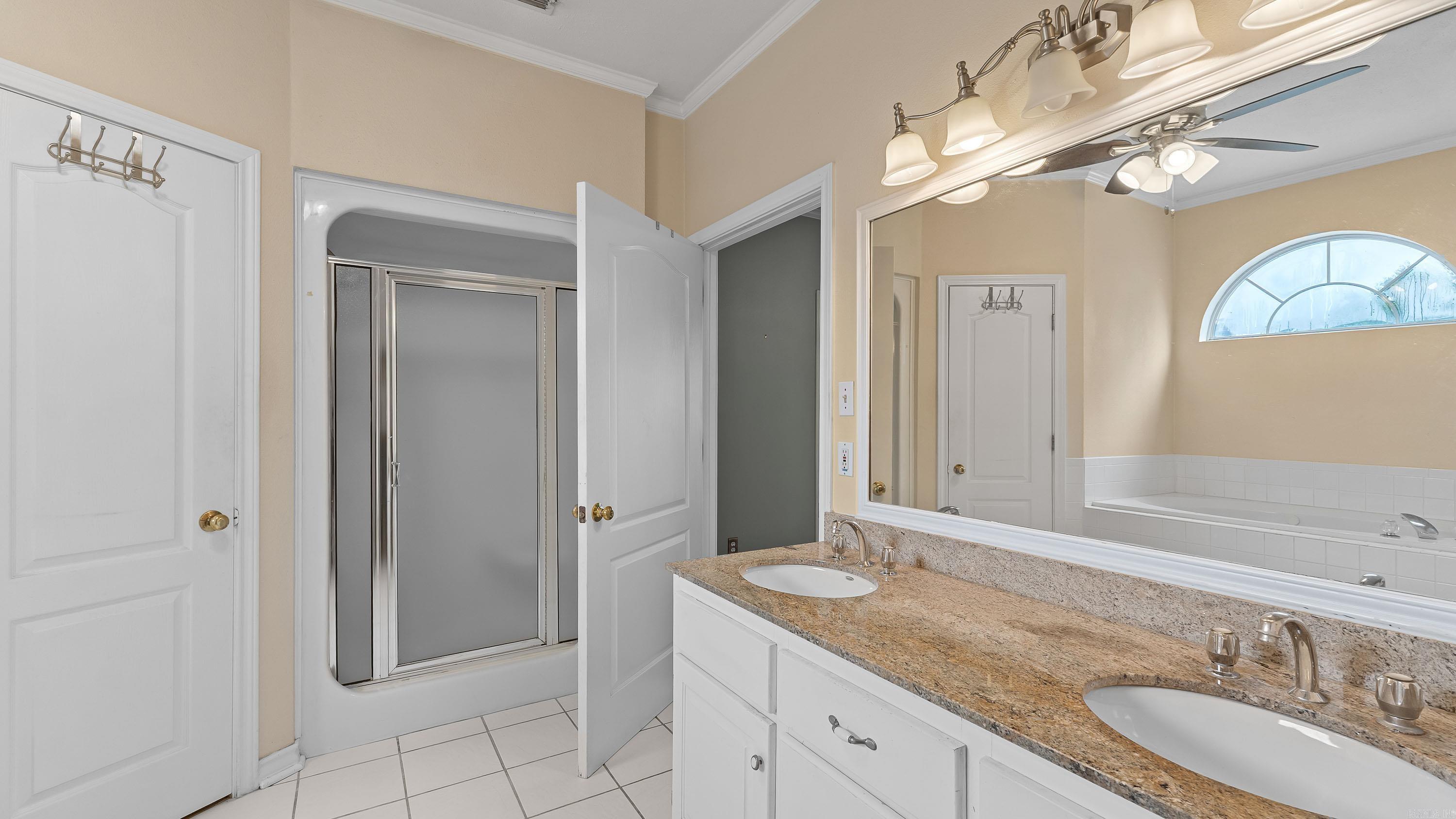 7005 Forest Oak  Texarkana, AR