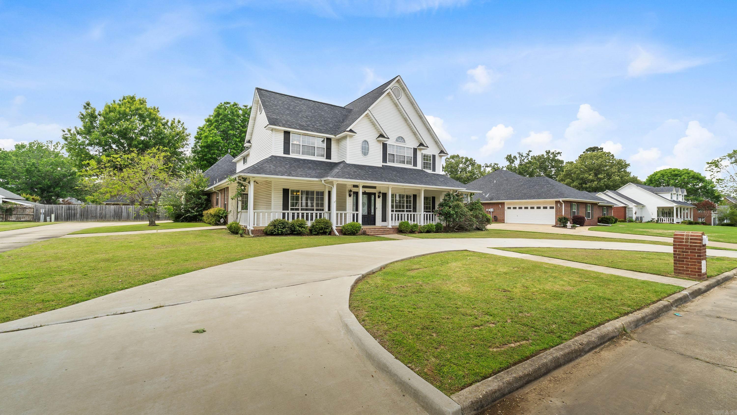 7005 Forest Oak  Texarkana, AR