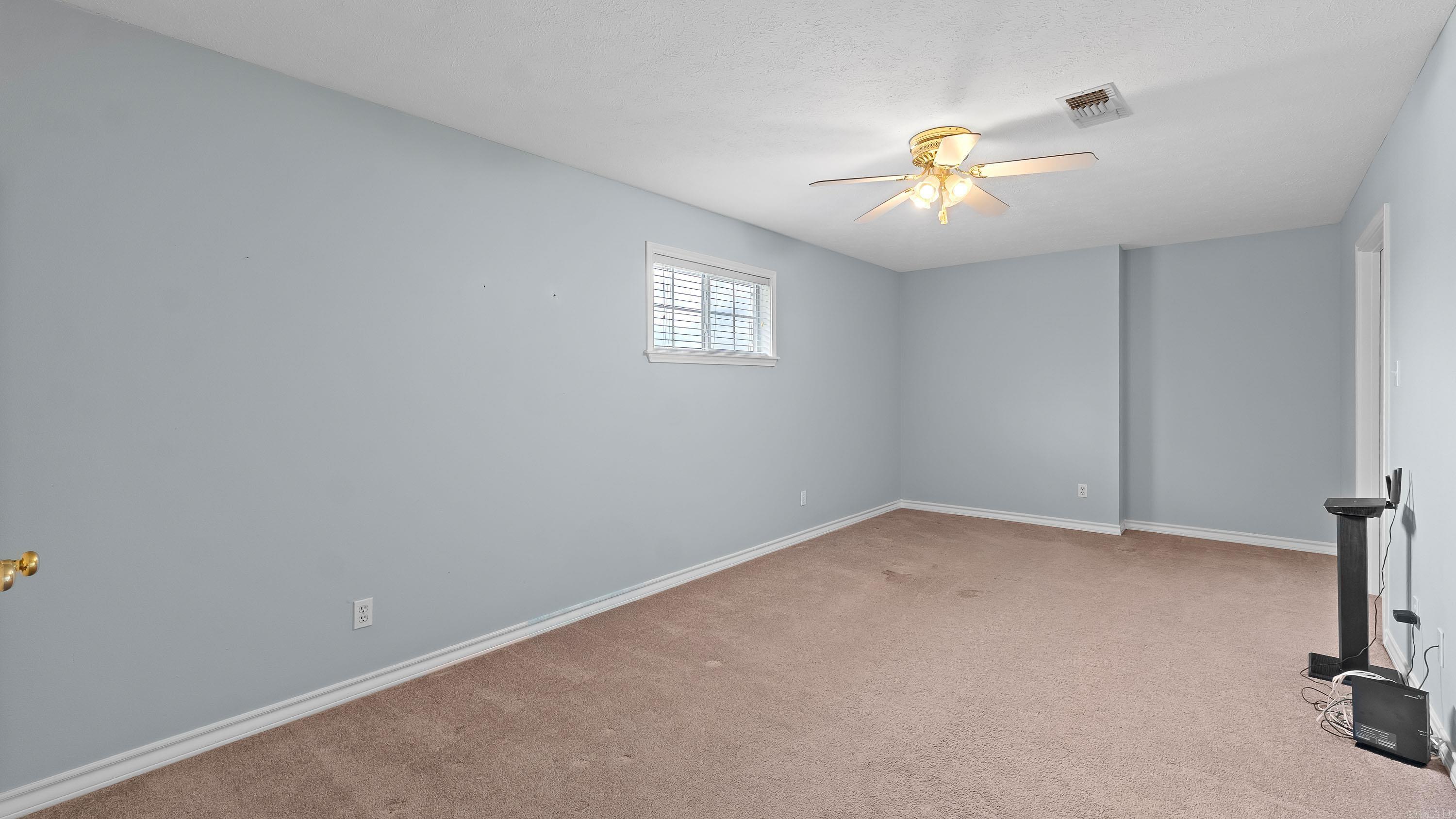 7005 Forest Oak  Texarkana, AR