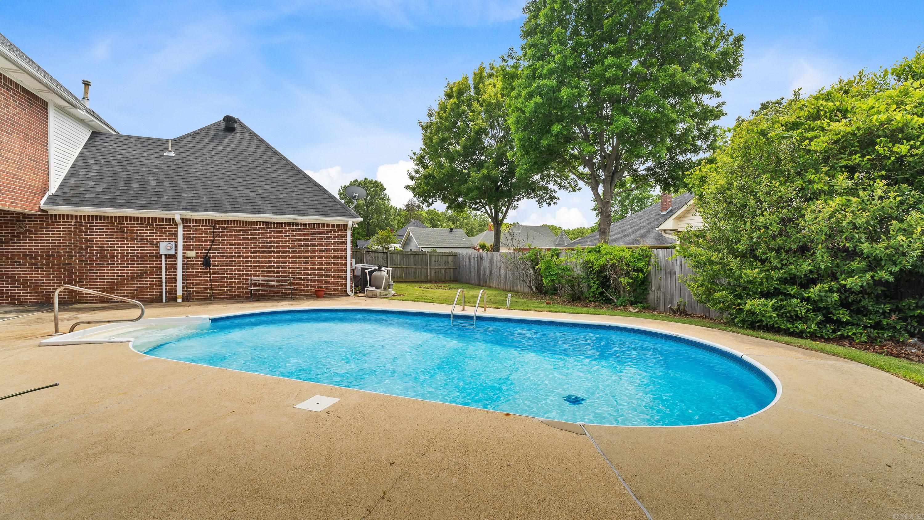 7005 Forest Oak  Texarkana, AR