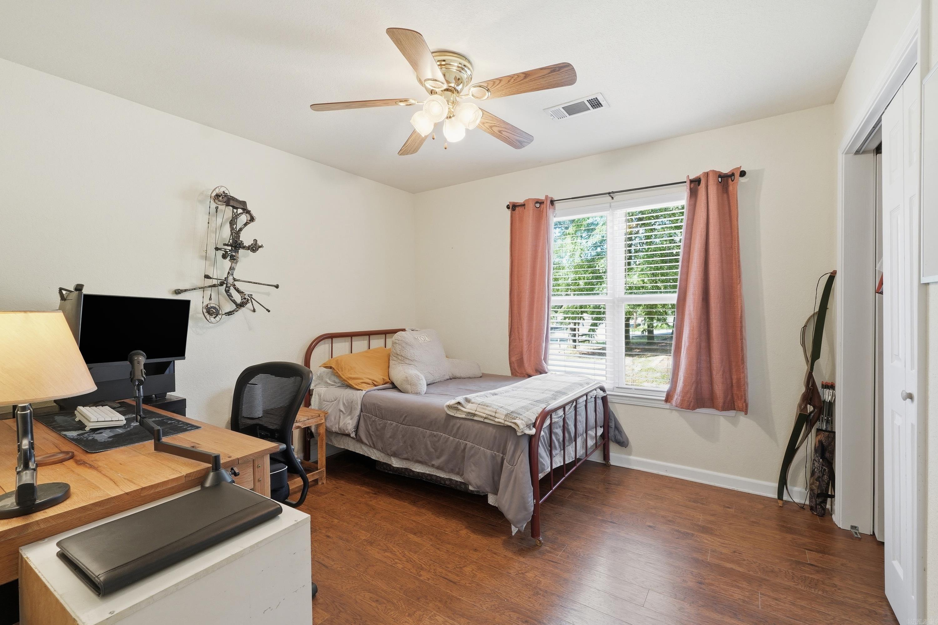 229 Adcock Rd  Hot Springs, AR