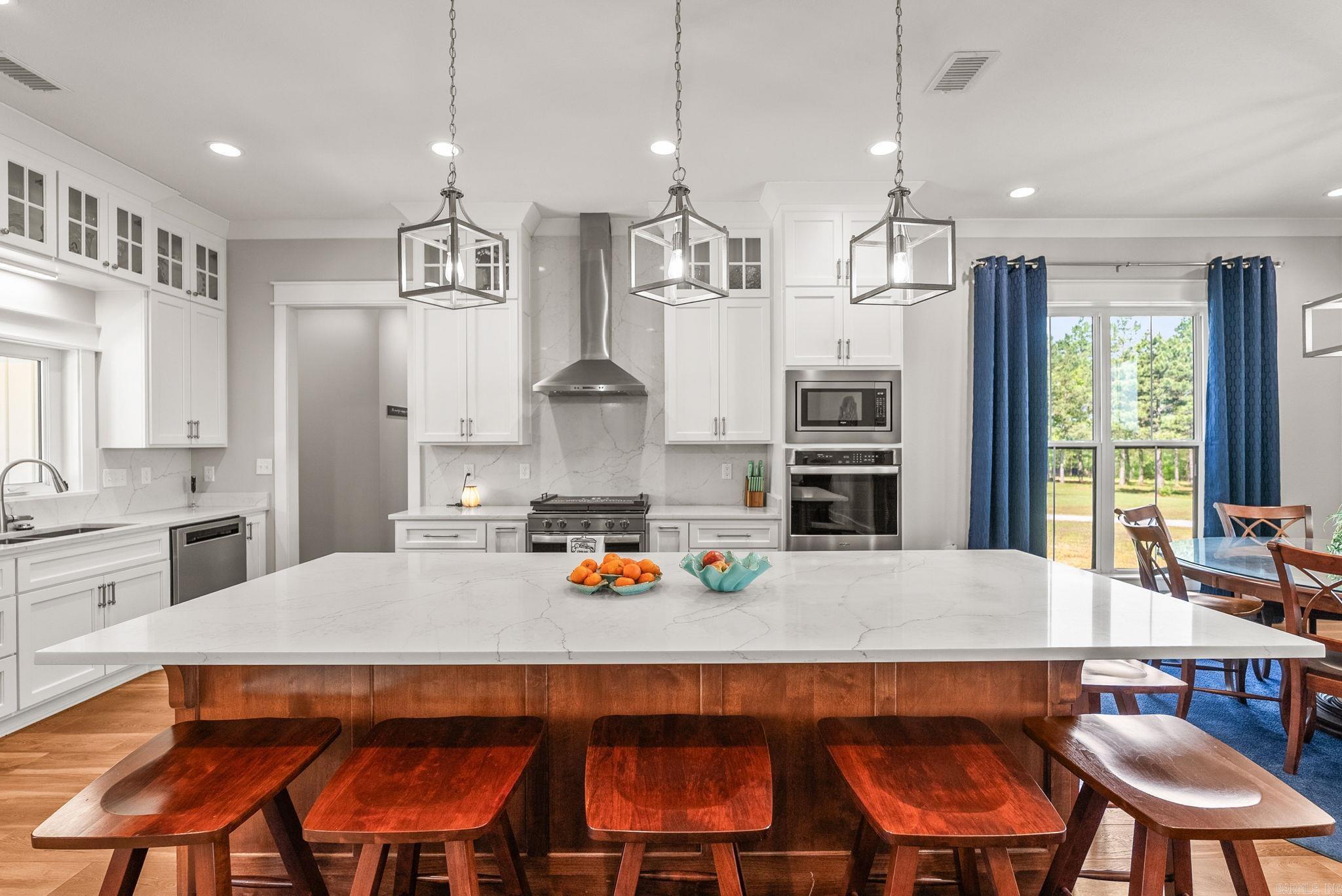 107 Holloway  Greenbrier, AR