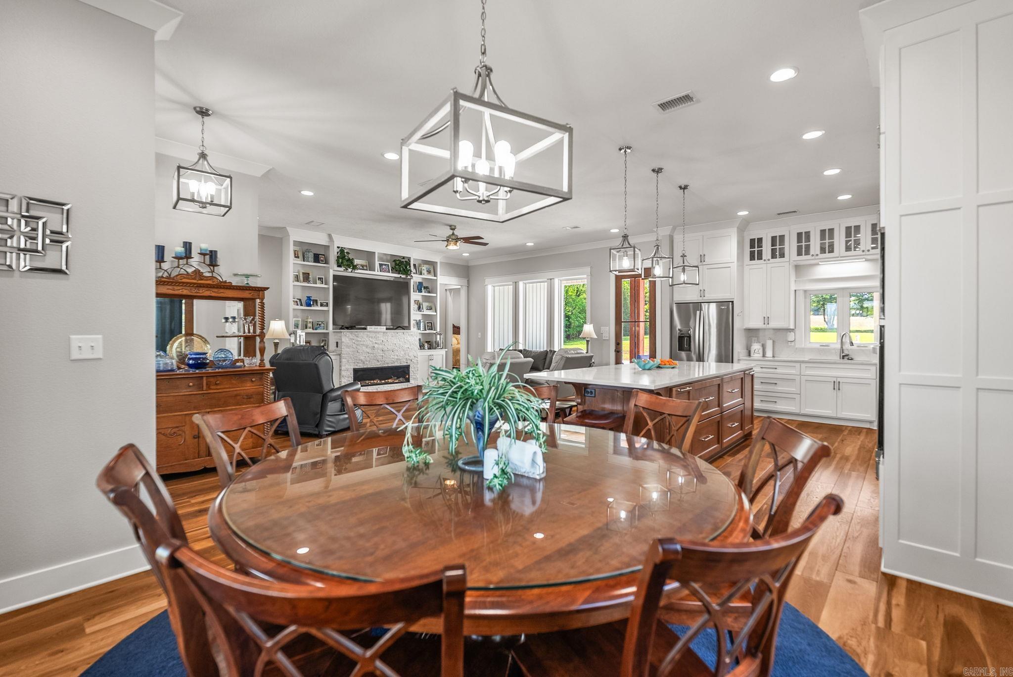 107 Holloway  Greenbrier, AR