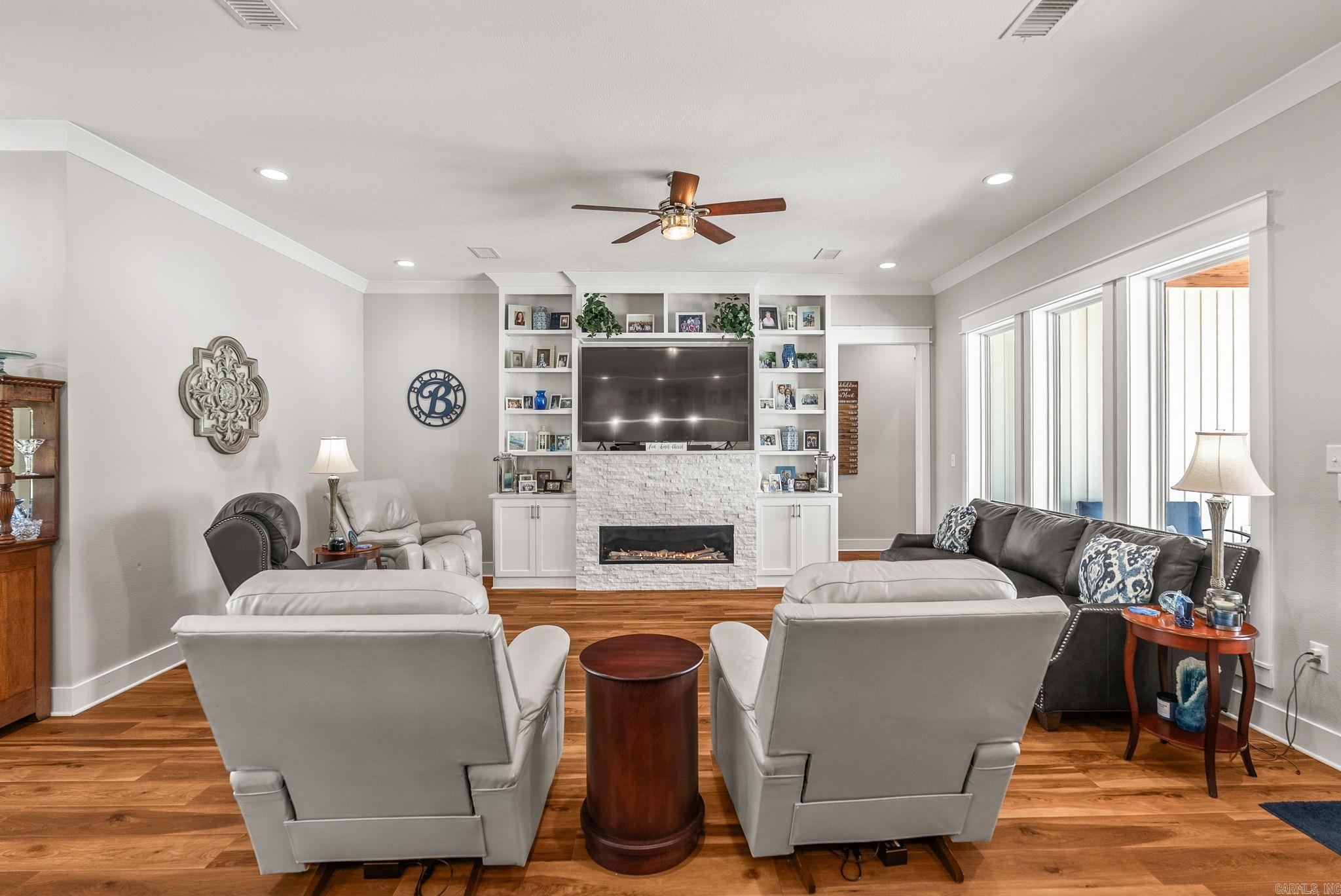 107 Holloway  Greenbrier, AR