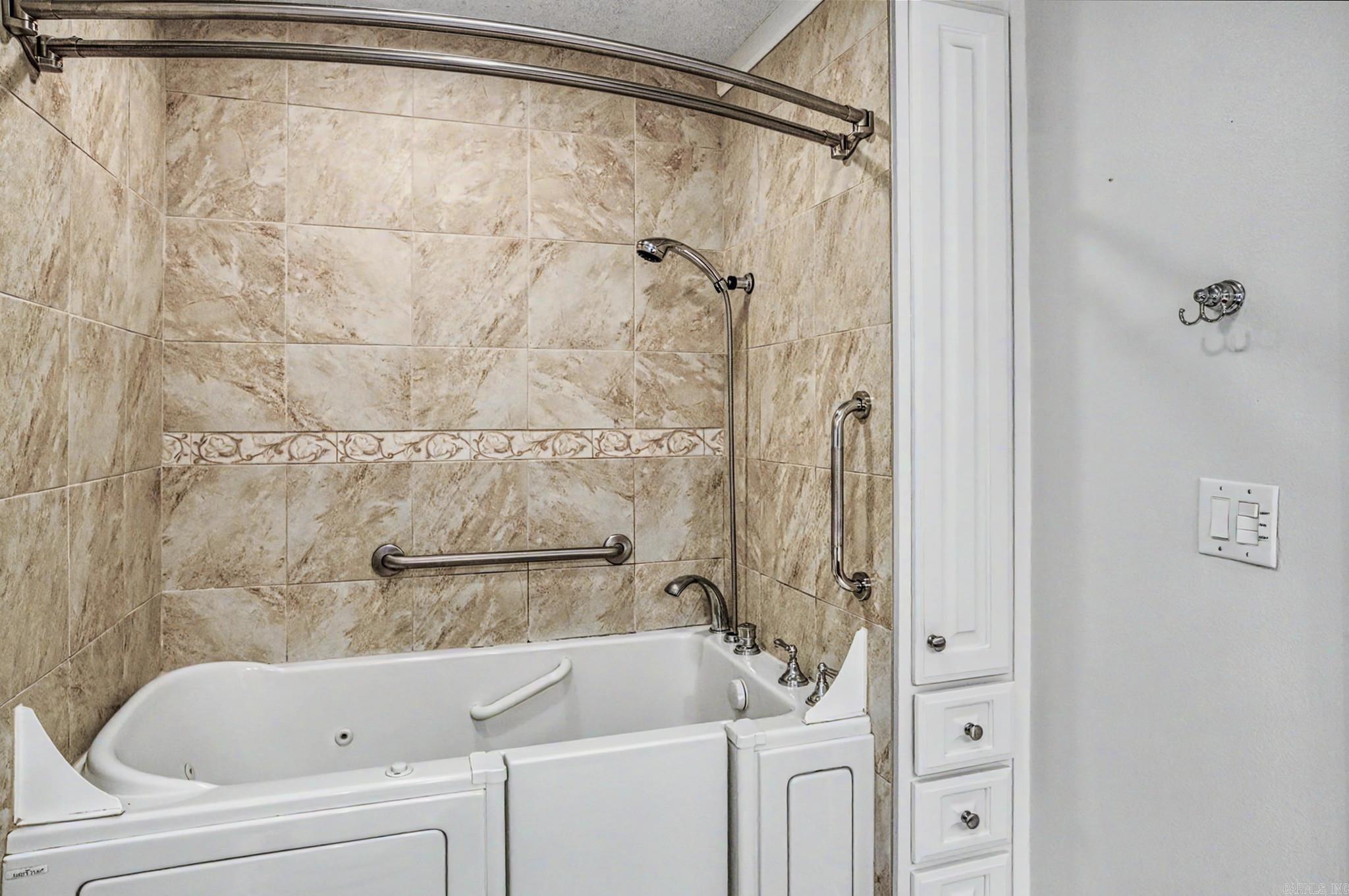 21 Surtidor Lane  Hot Springs Village, AR