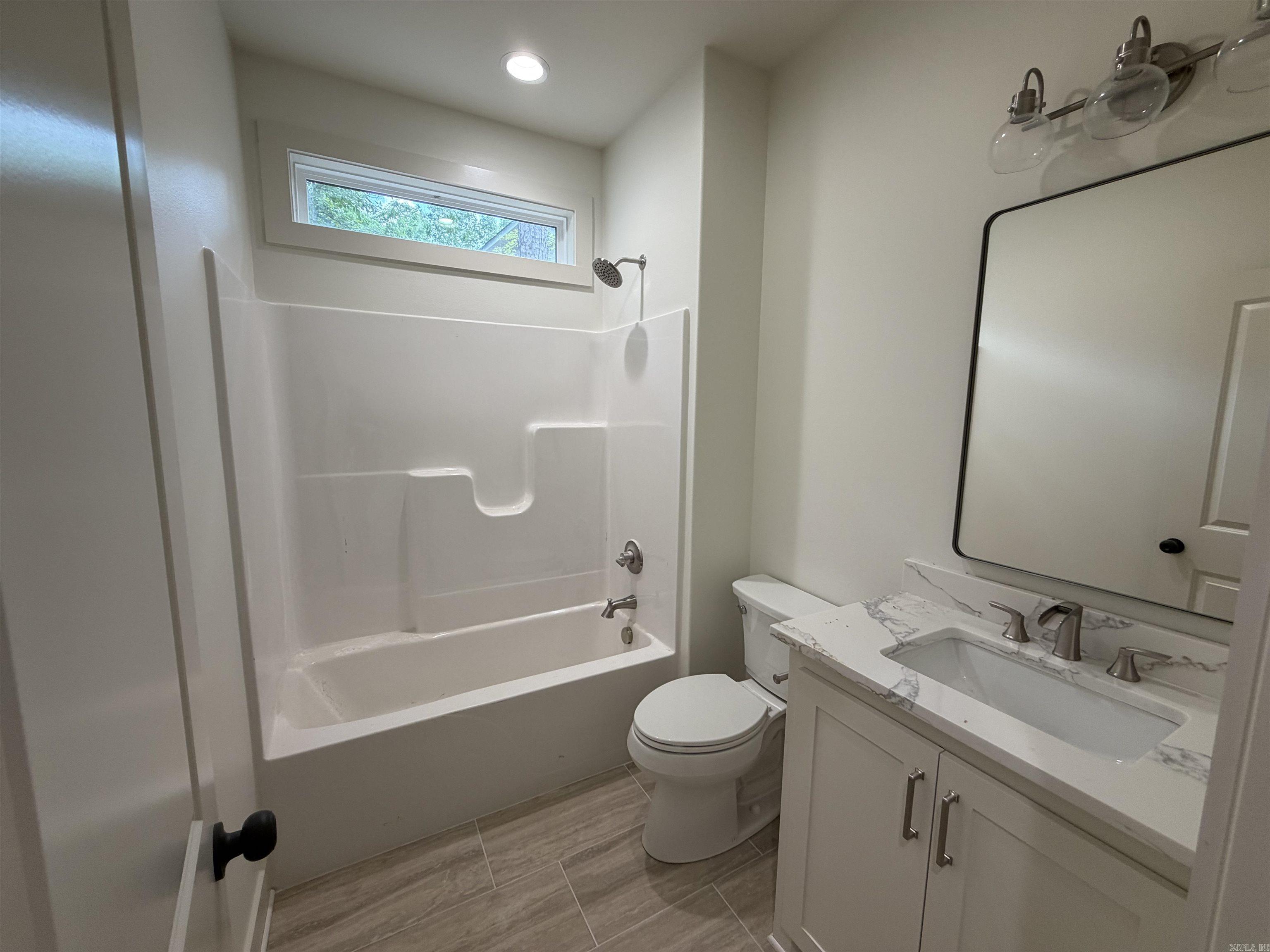 13 Corvera  Hot Springs Village, AR