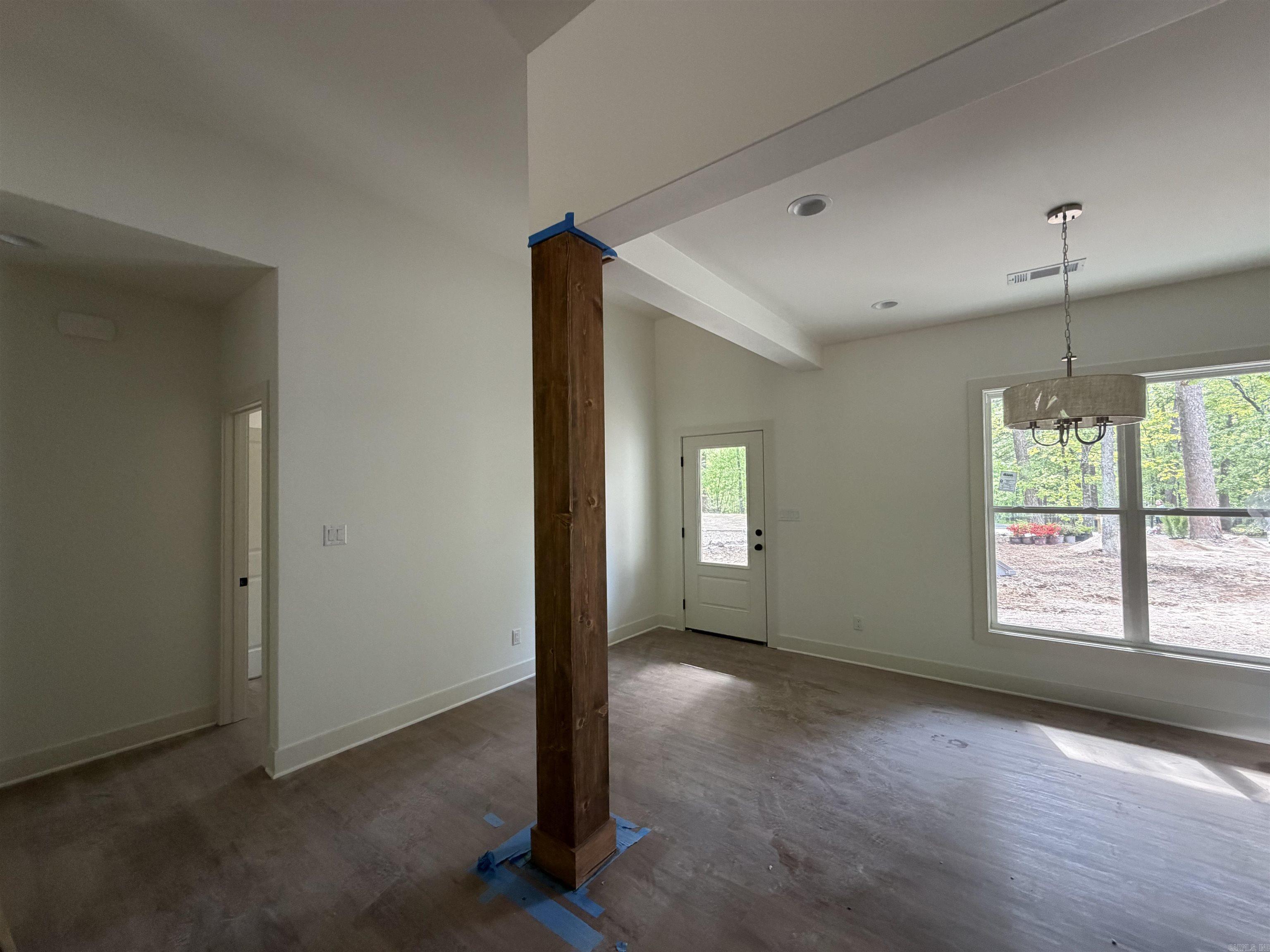 13 Corvera  Hot Springs Village, AR