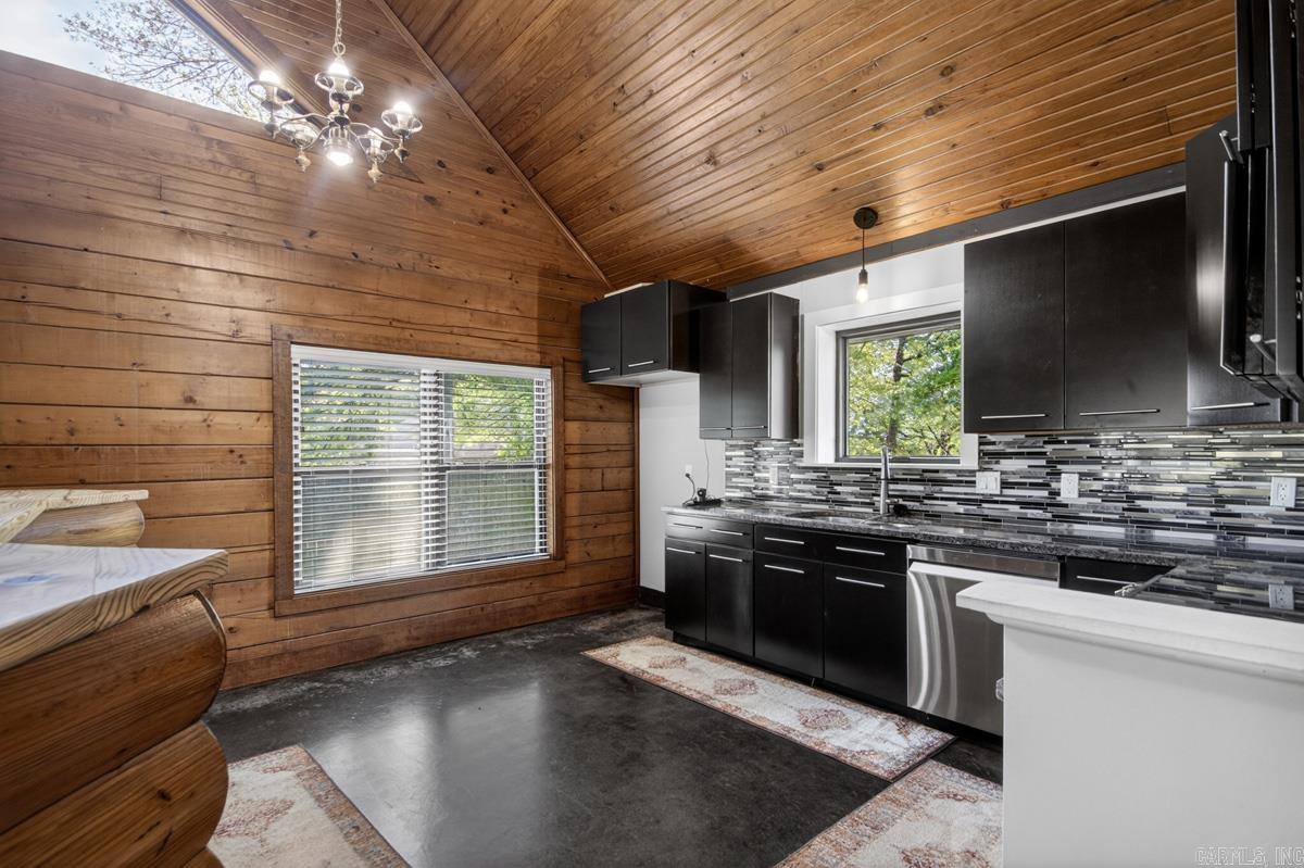 1028 Woody  Bryant, AR