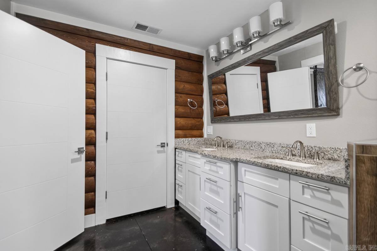 1028 Woody  Bryant, AR